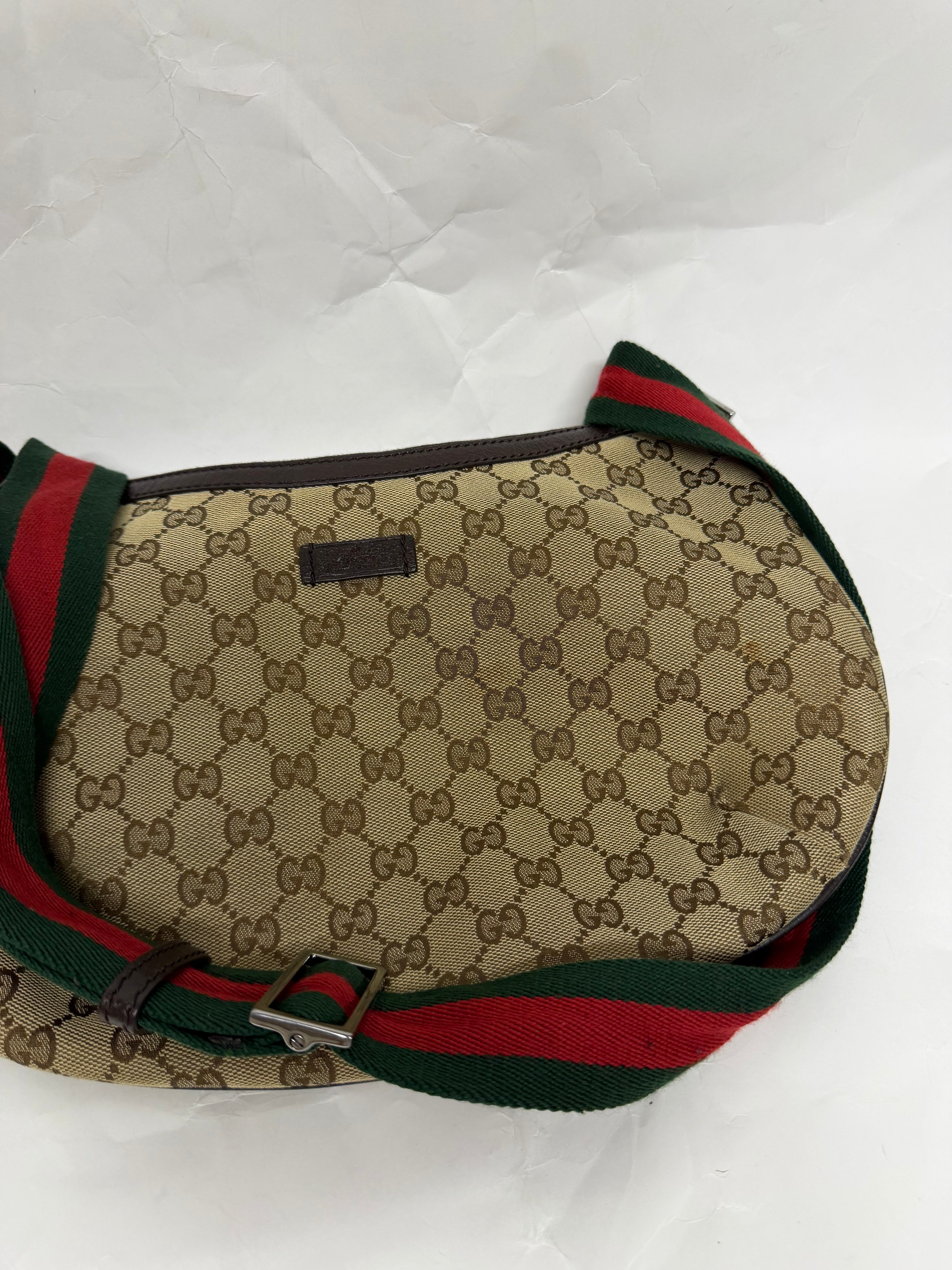 Gucci GG Canvas Messenger Web Stripe