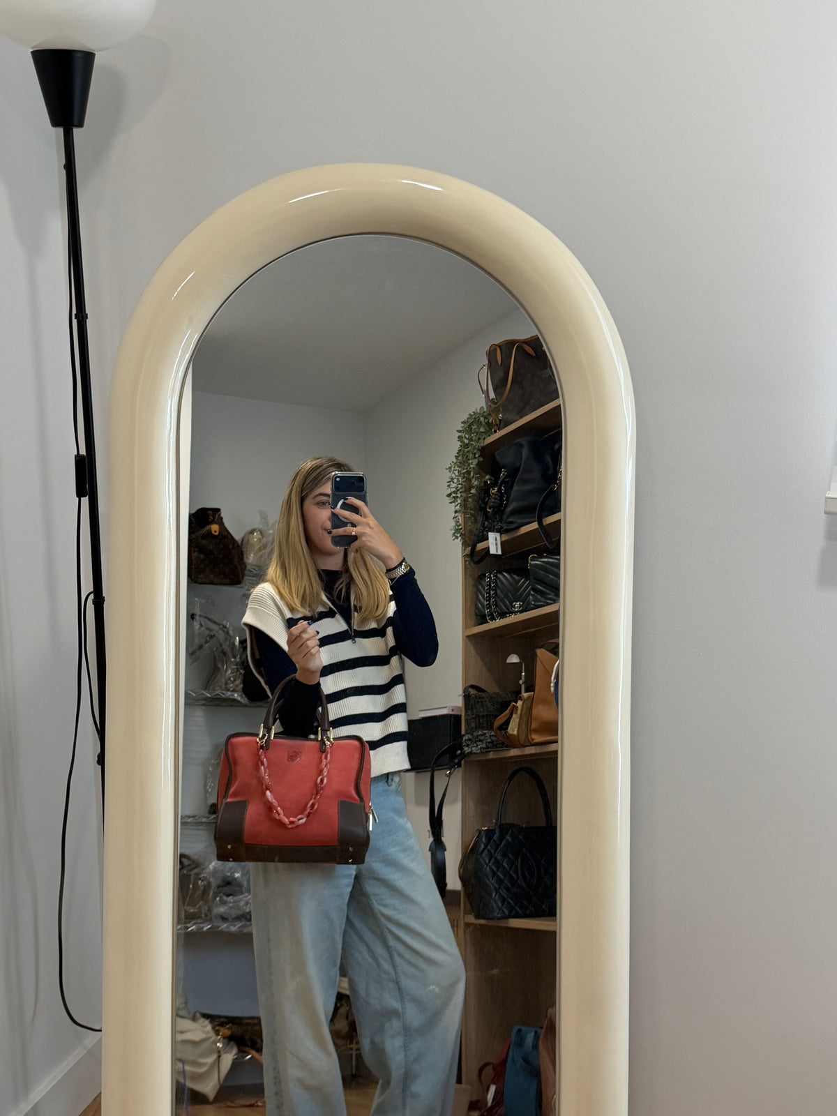 Loewe Amazona 32 Ante coral y Piel Marrón