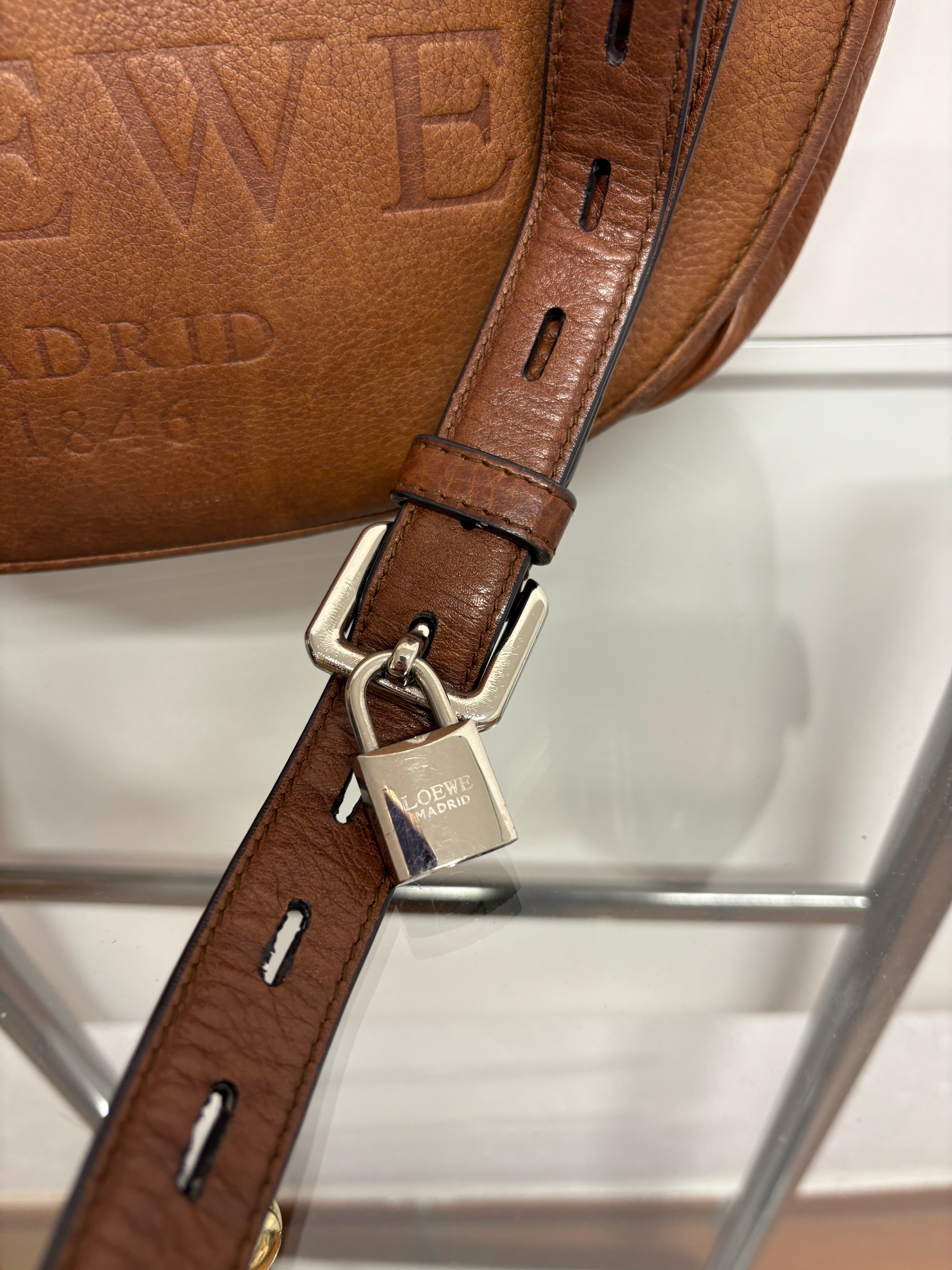 Loewe Heritage Bandolera Grande Piel Marrón · Vintage