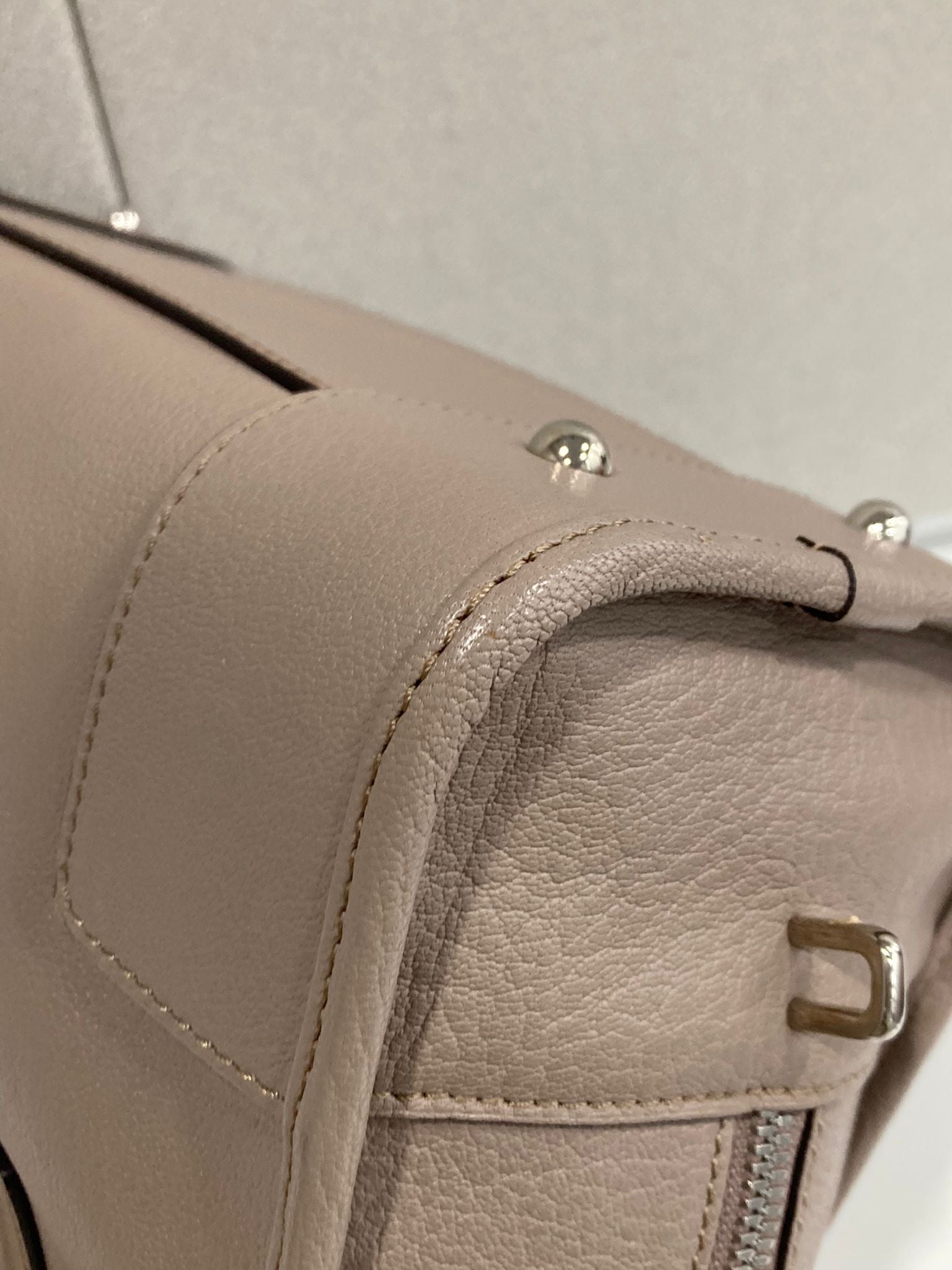 Loewe amazona 30 beige gris