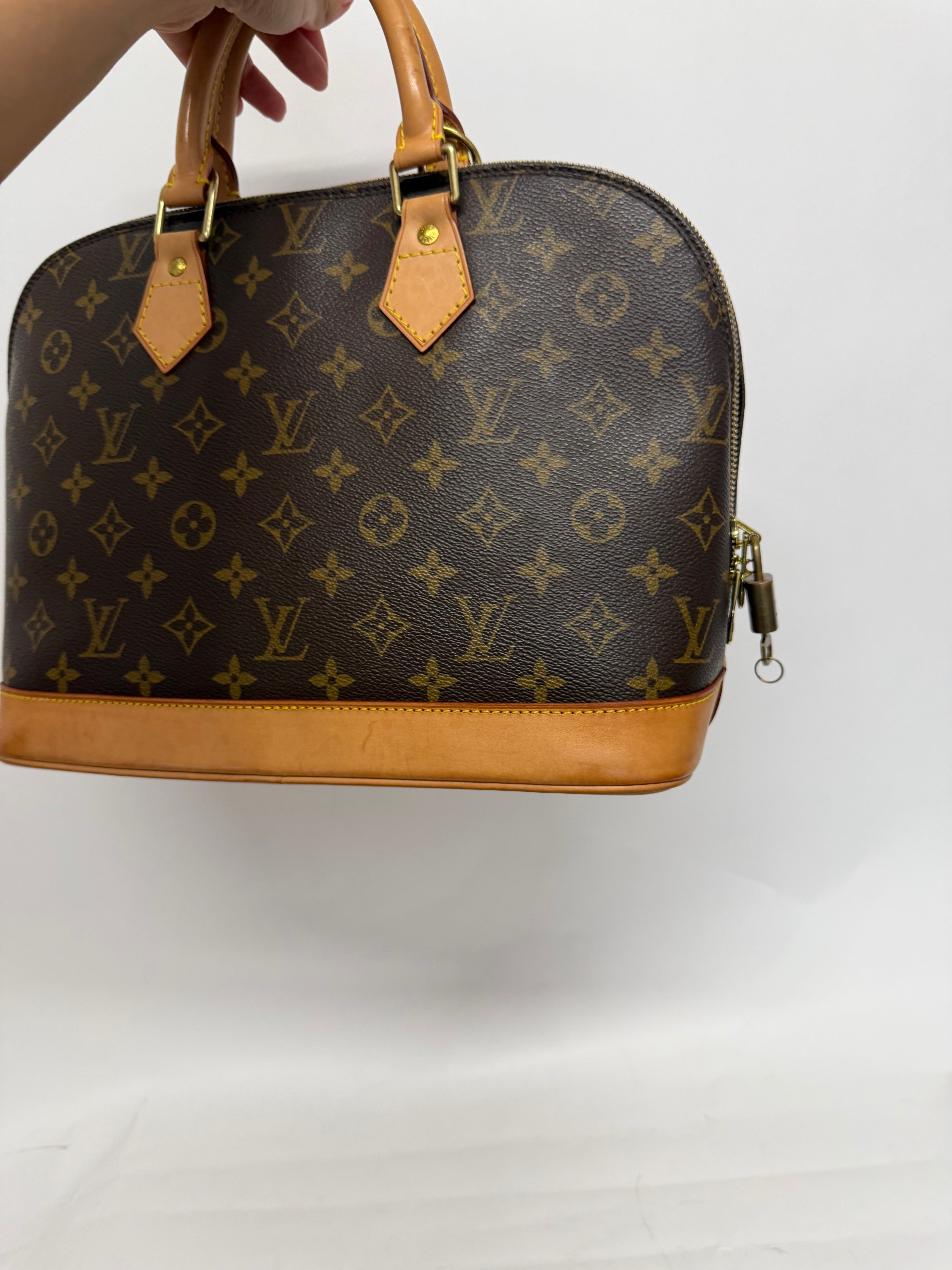 Louis Vuitton Alma PM Monogram FL0042