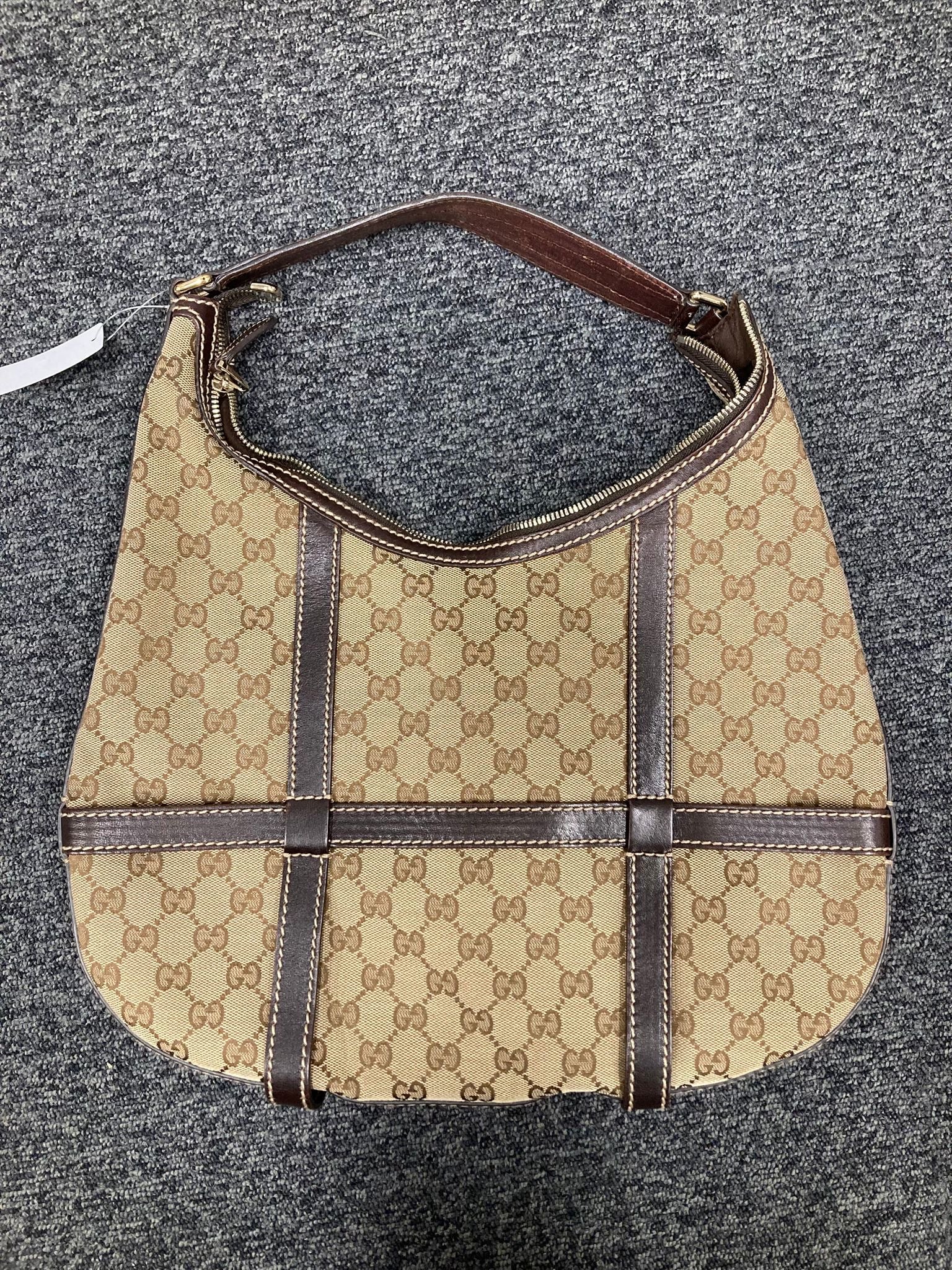 Gucci hobo bag vintage gg canvas