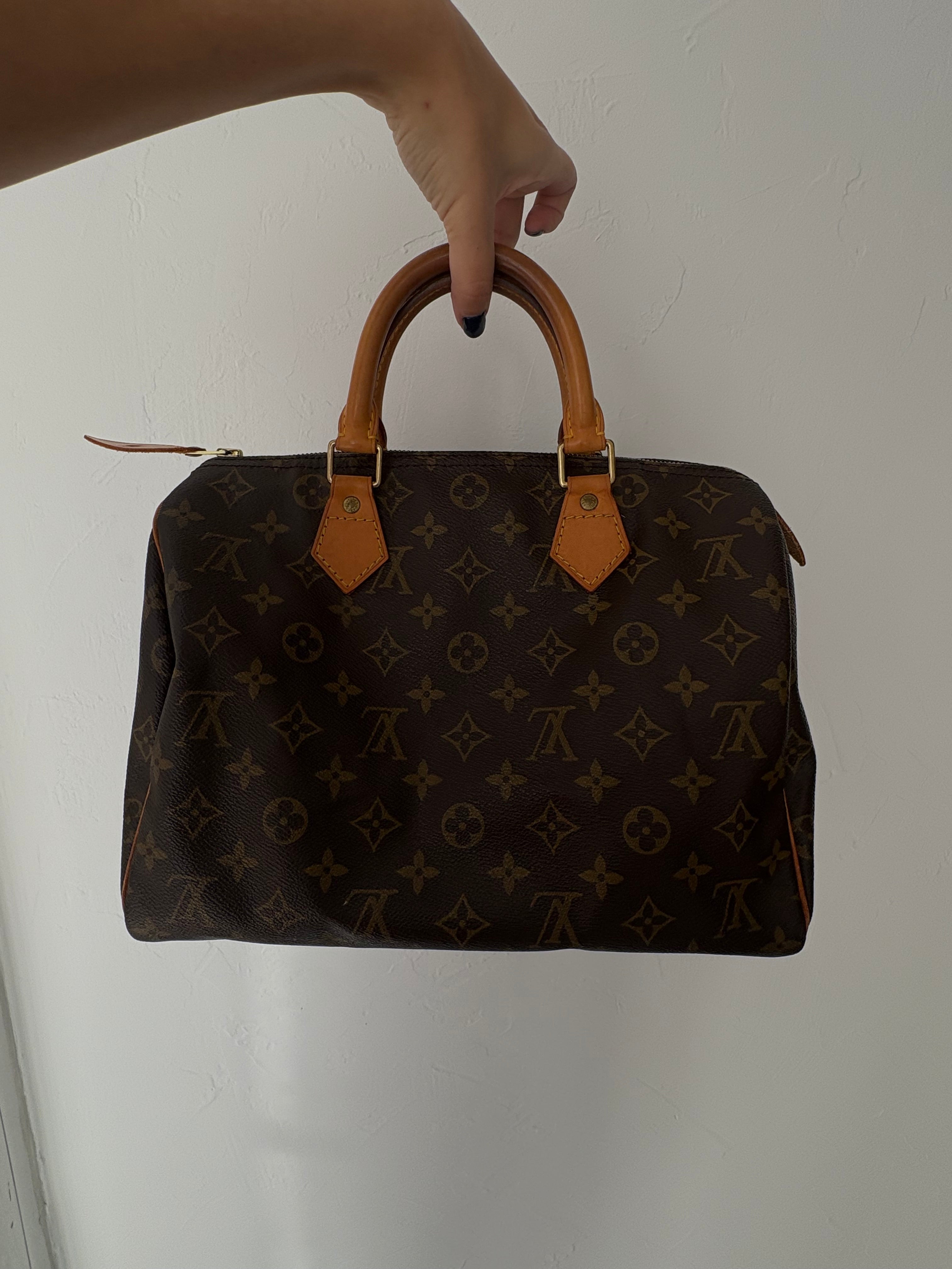 Louis Vuitton Speedy 30