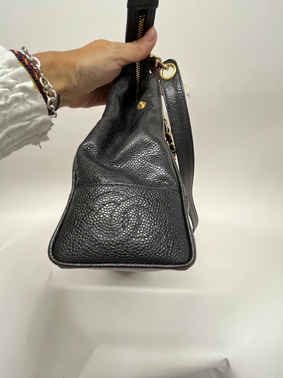 Chanel Triple CC Piel Caviar Negra · Serie 4