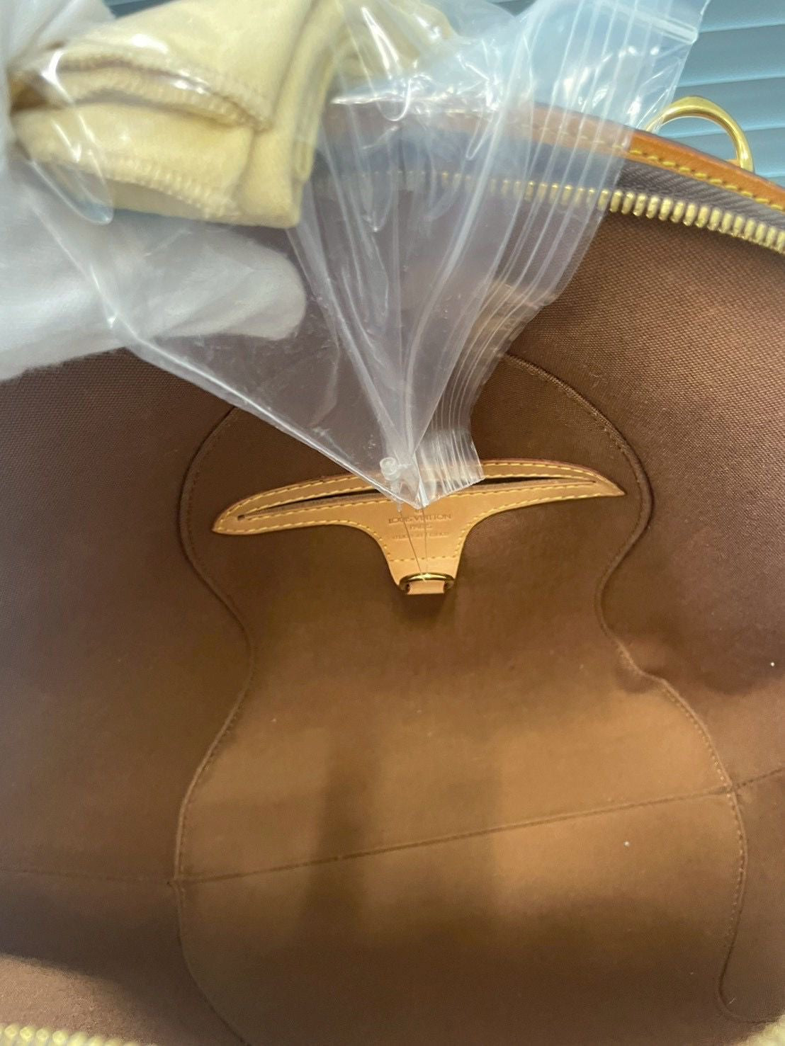 Louis Vuitton Ellipse MM Monogram