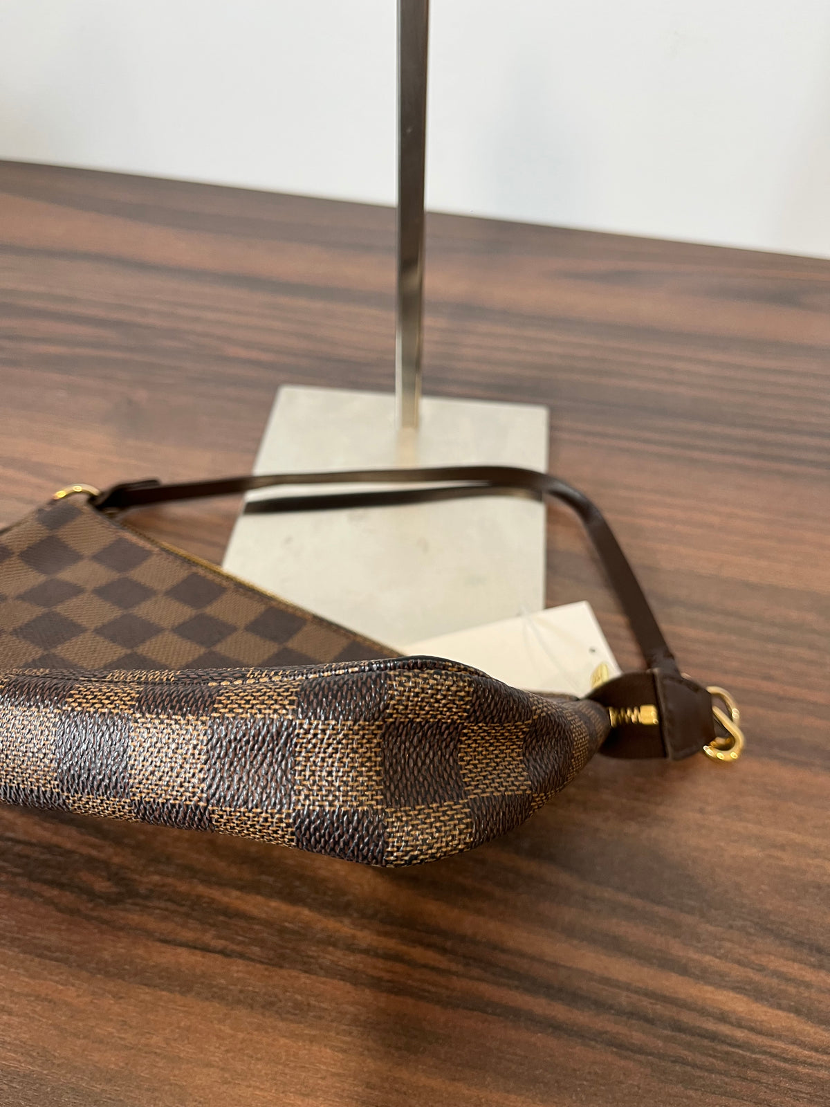 Louis Vuitton Pochette Accessoires Lona Damier Ébène