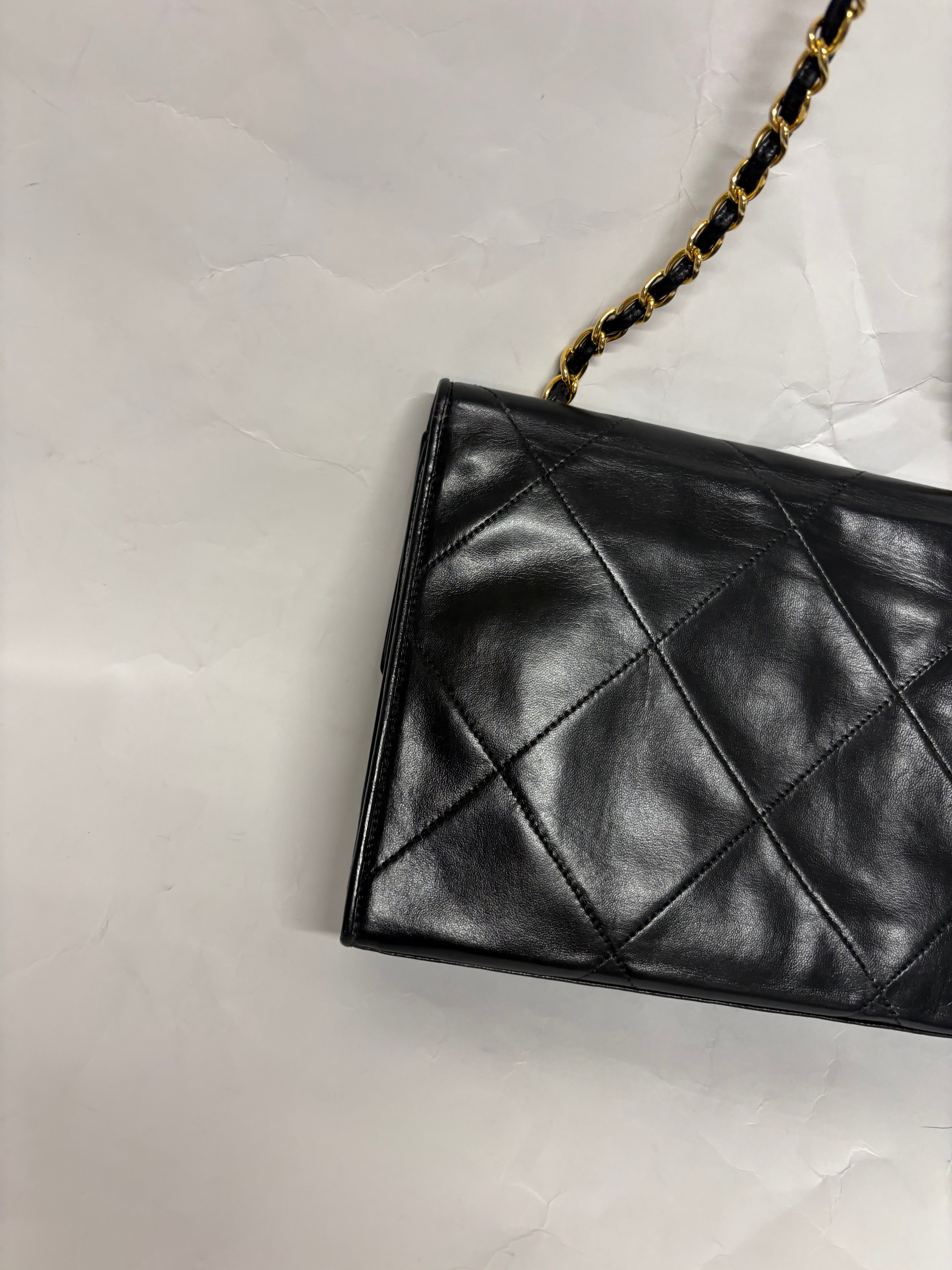 Single Flap Vintage negra cadena