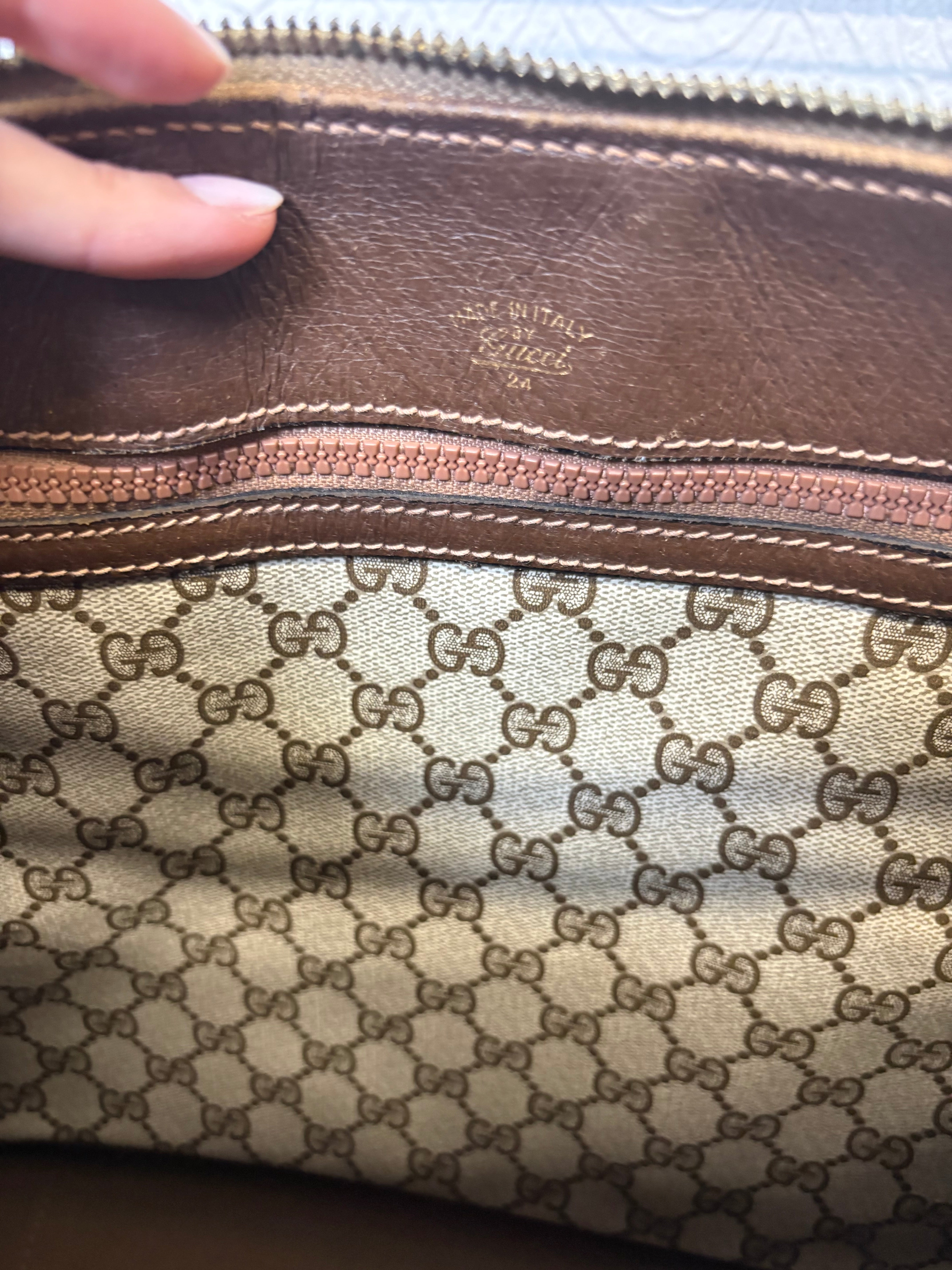 Gucci vintage gg supreme web boston XXL bag