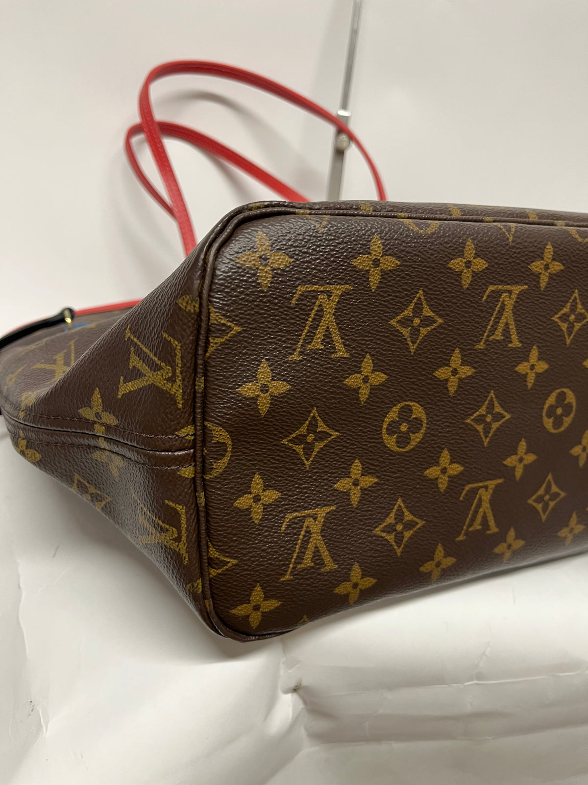 Louis Vuitton Neverfull MM Totem Edición Limitada Monogram