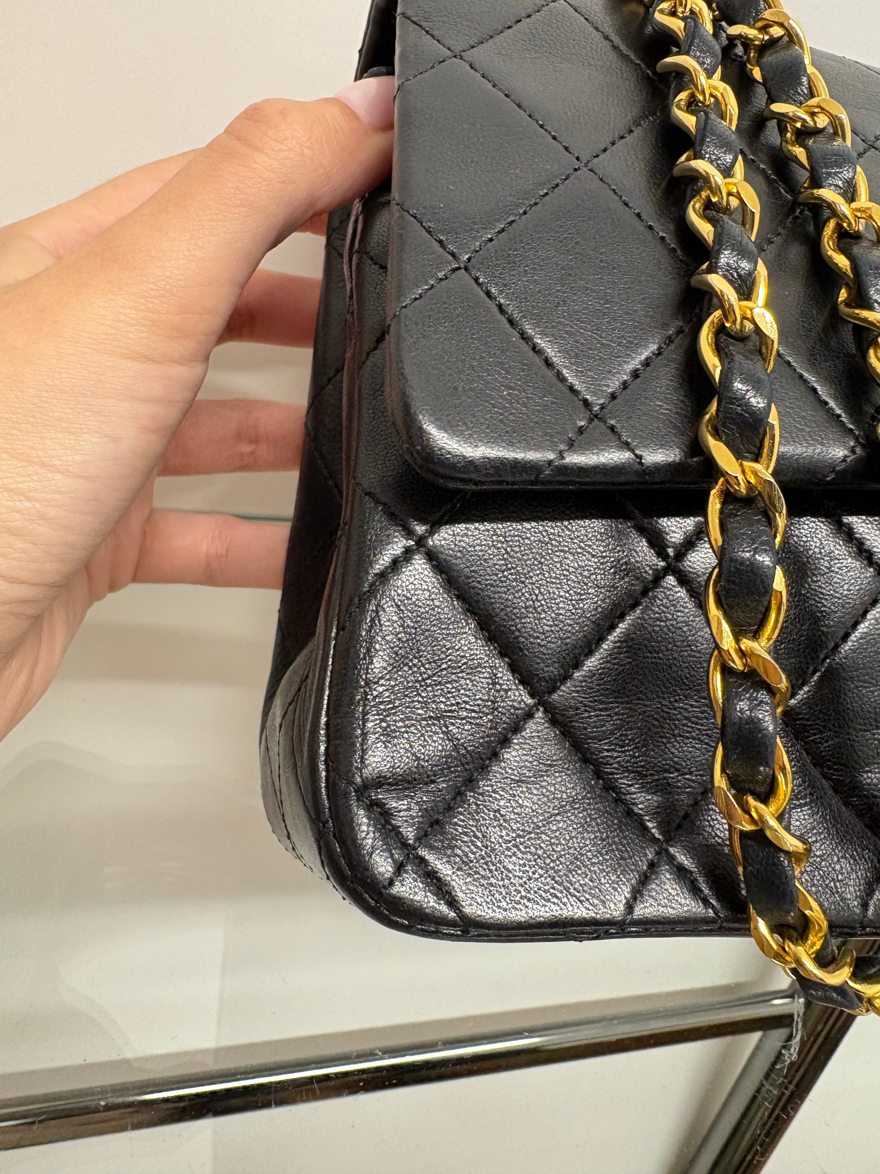Chanel timeless 25 doble flap Matelassé Lambskin Negro · Serie 1