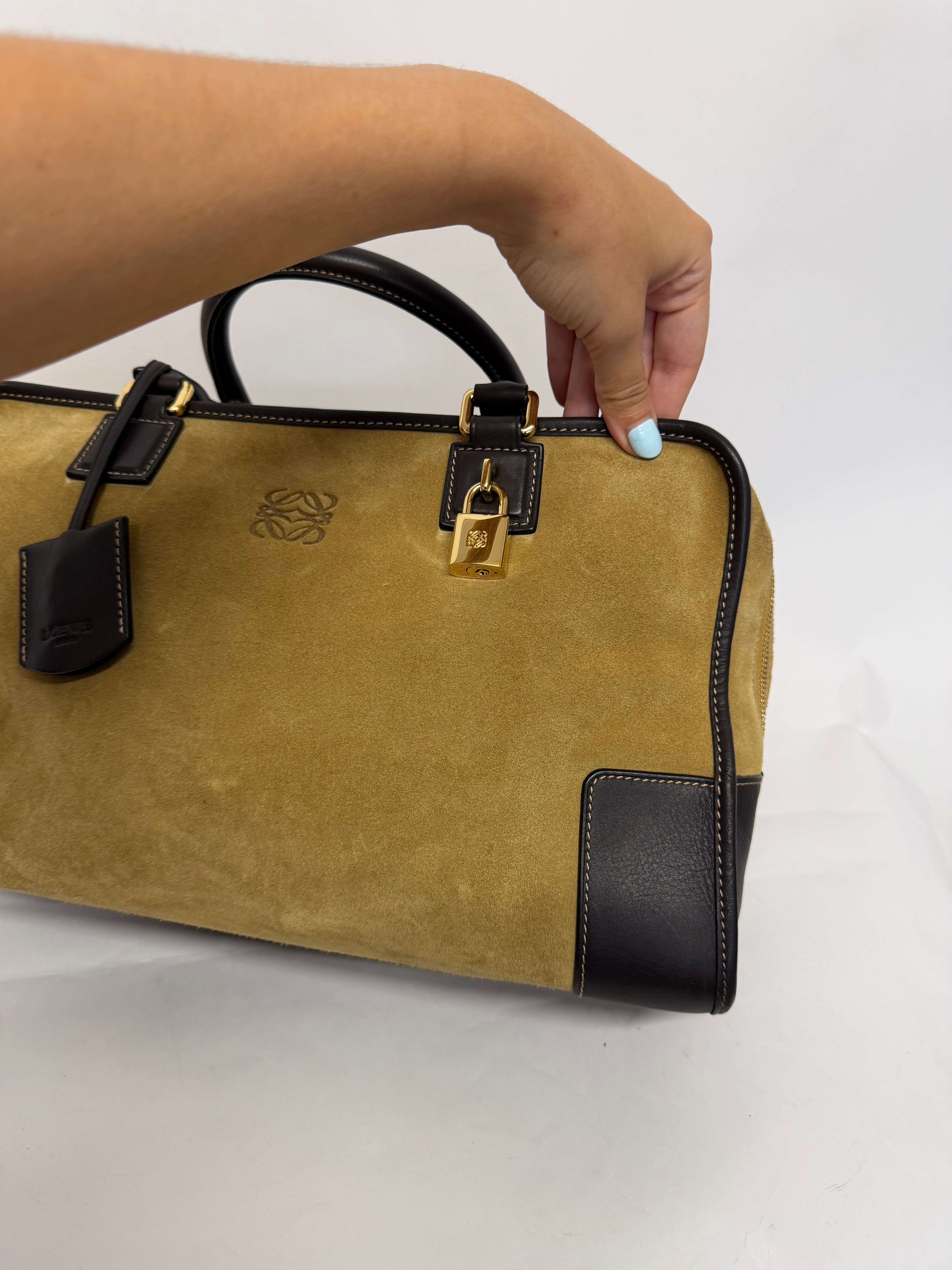 Loewe Amazona 36 Ante Oro — Modelo Nuevo