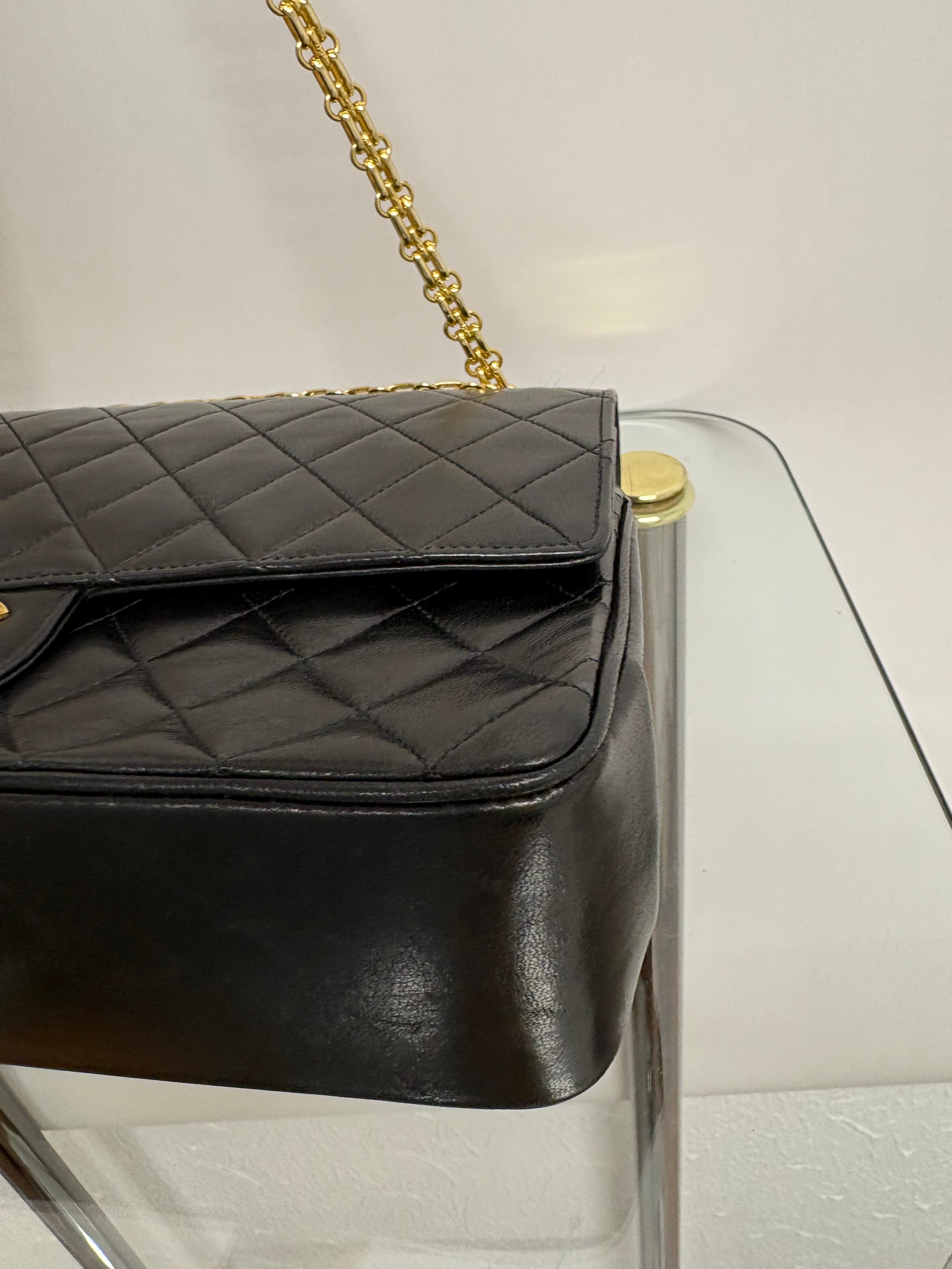 Chanel Timeless Double Flap piel de cordero negra – cadena dorada 2.55 - 24k