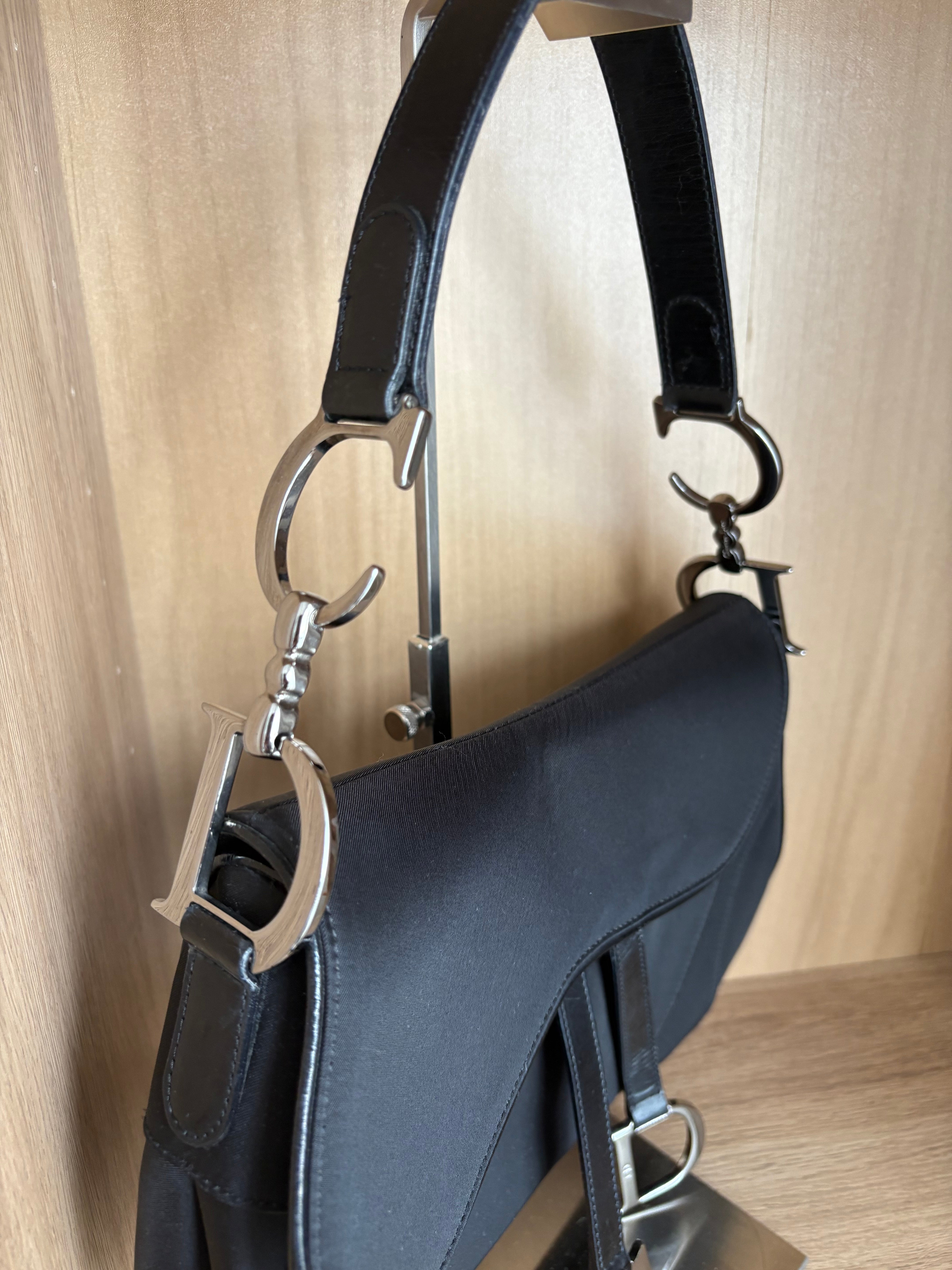 Bolso Dior Double Saddle Bag en Nylon Negro – Edición Vintage Galliano