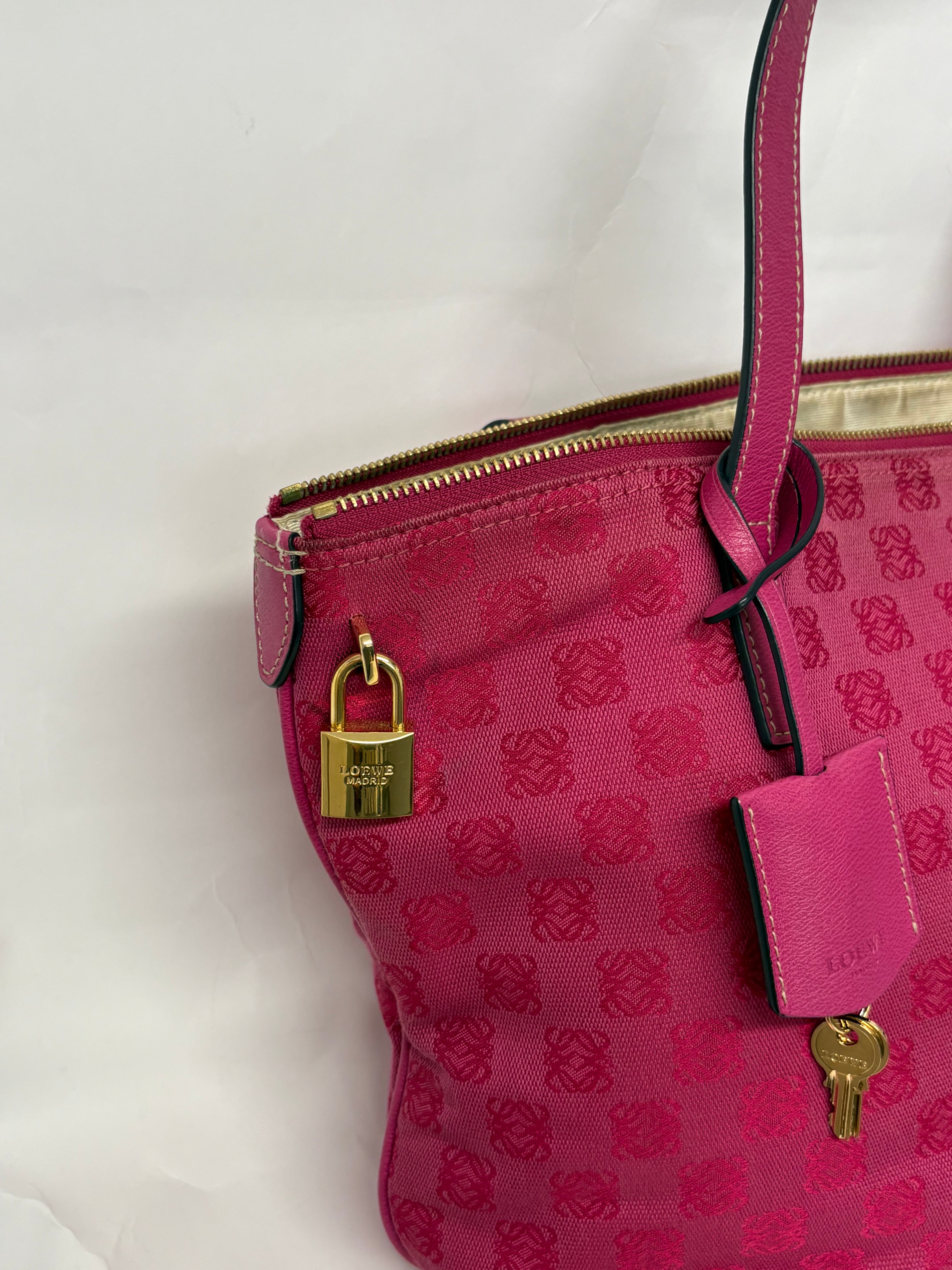 Loewe Tote Vintage Rosa Fucsia Anagram
