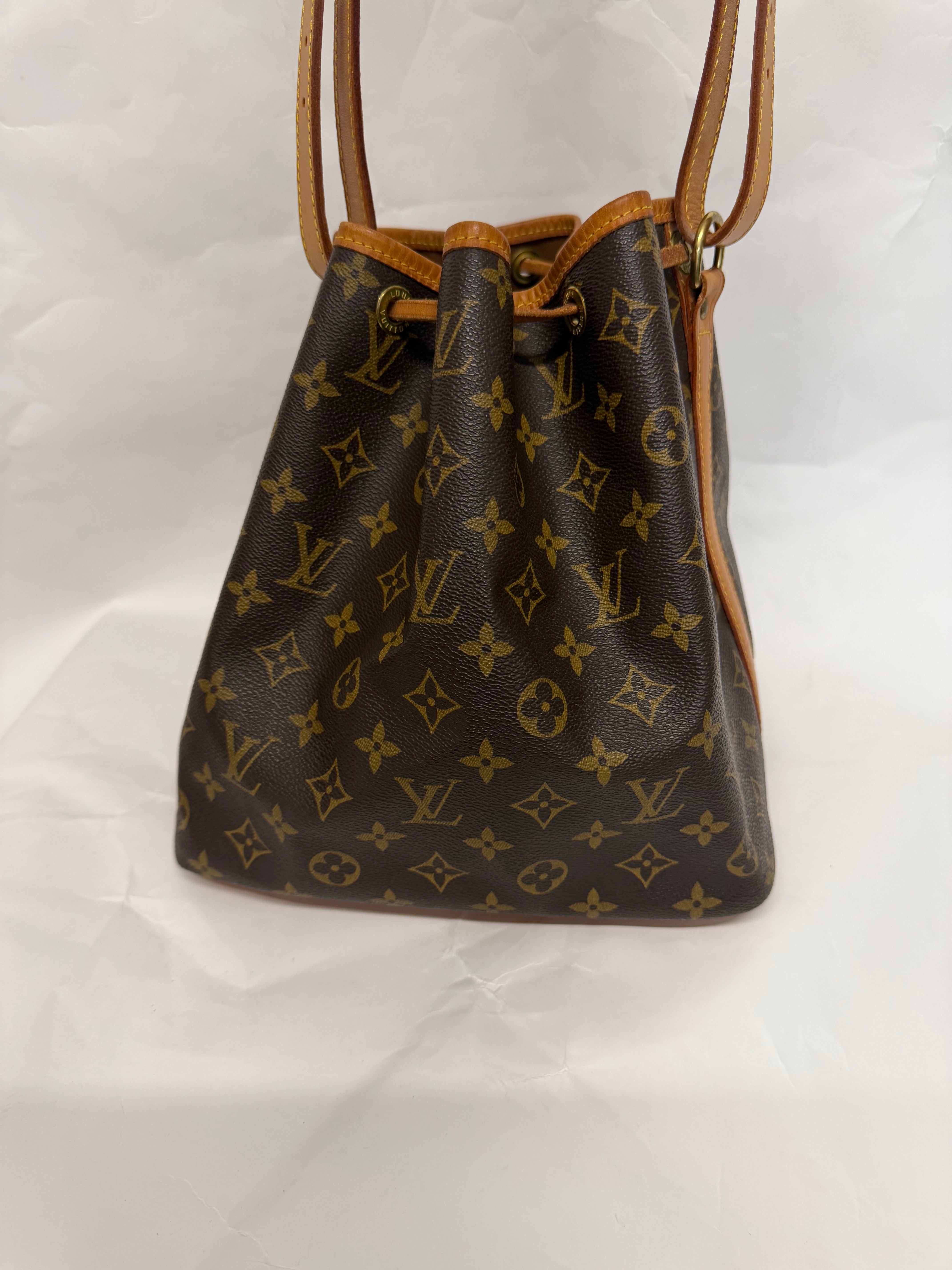Louis Vuitton Petit Noé monogram