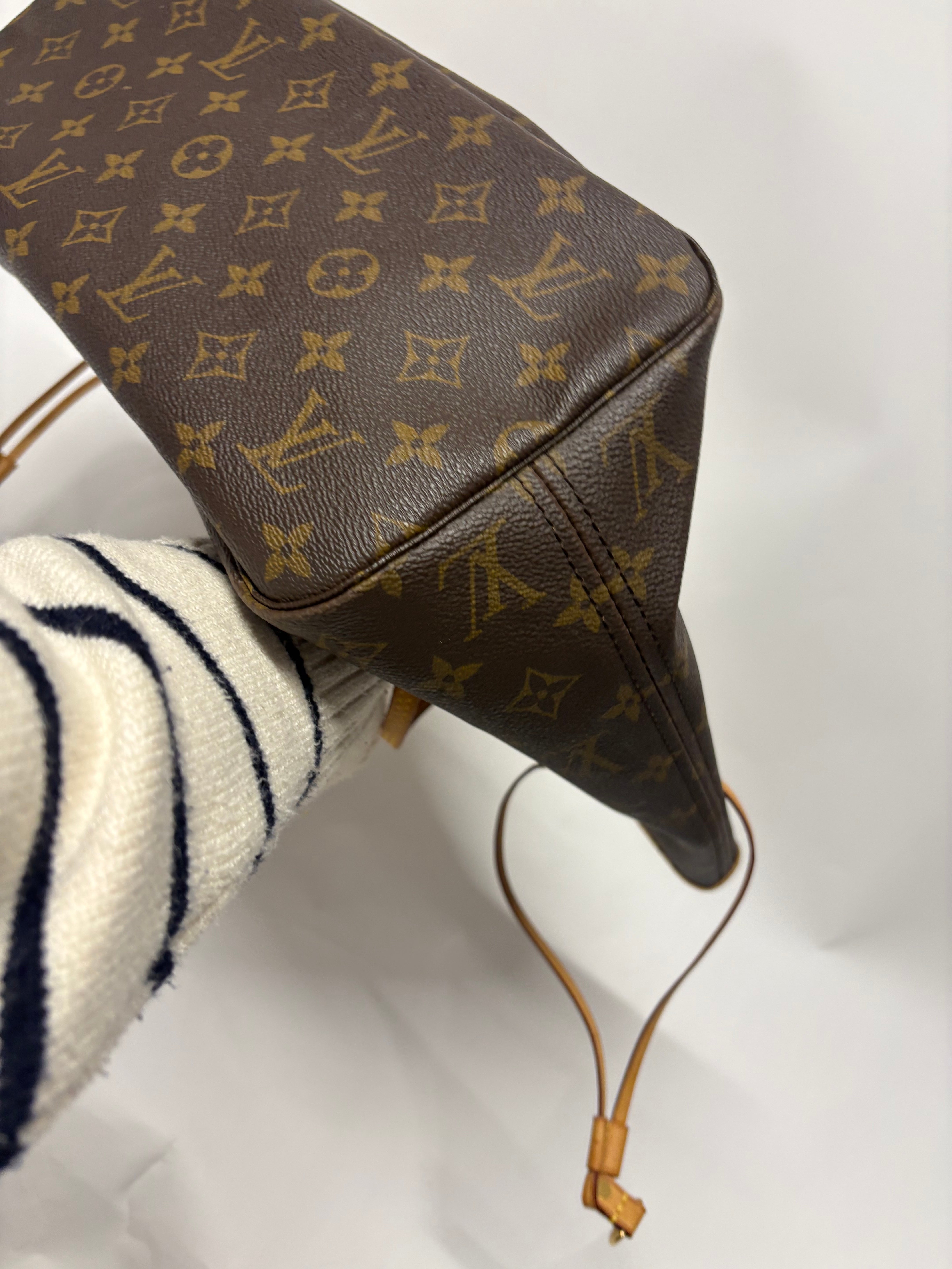 Louis Vuitton Neverfull MM Monogram y Beige