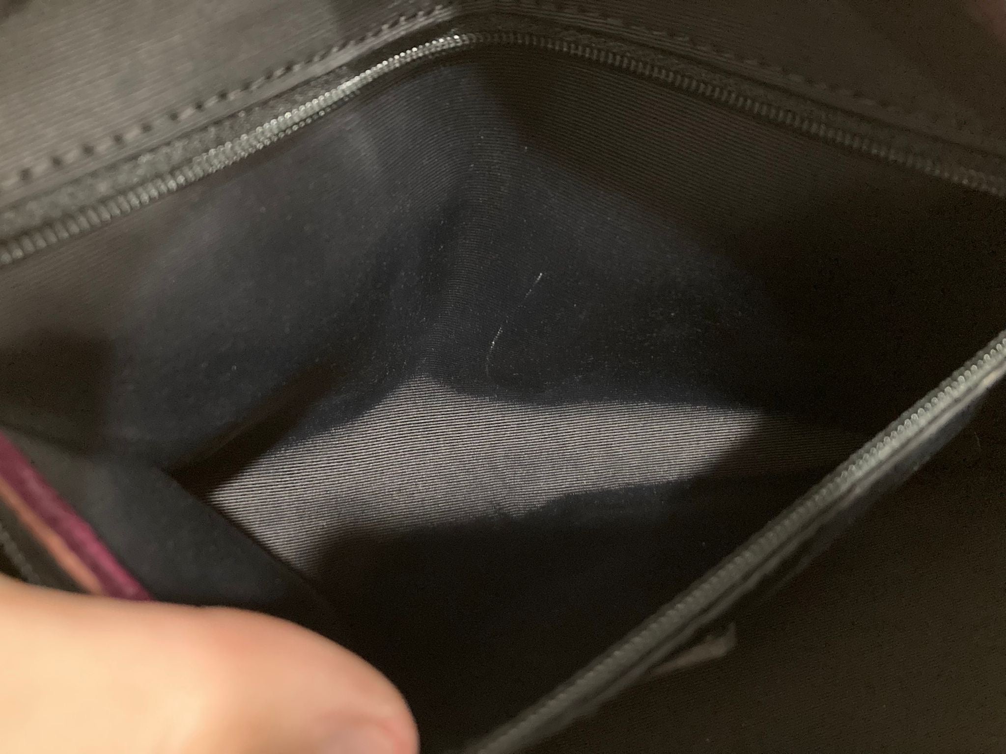 Loewe amazona 28 vino burdeos