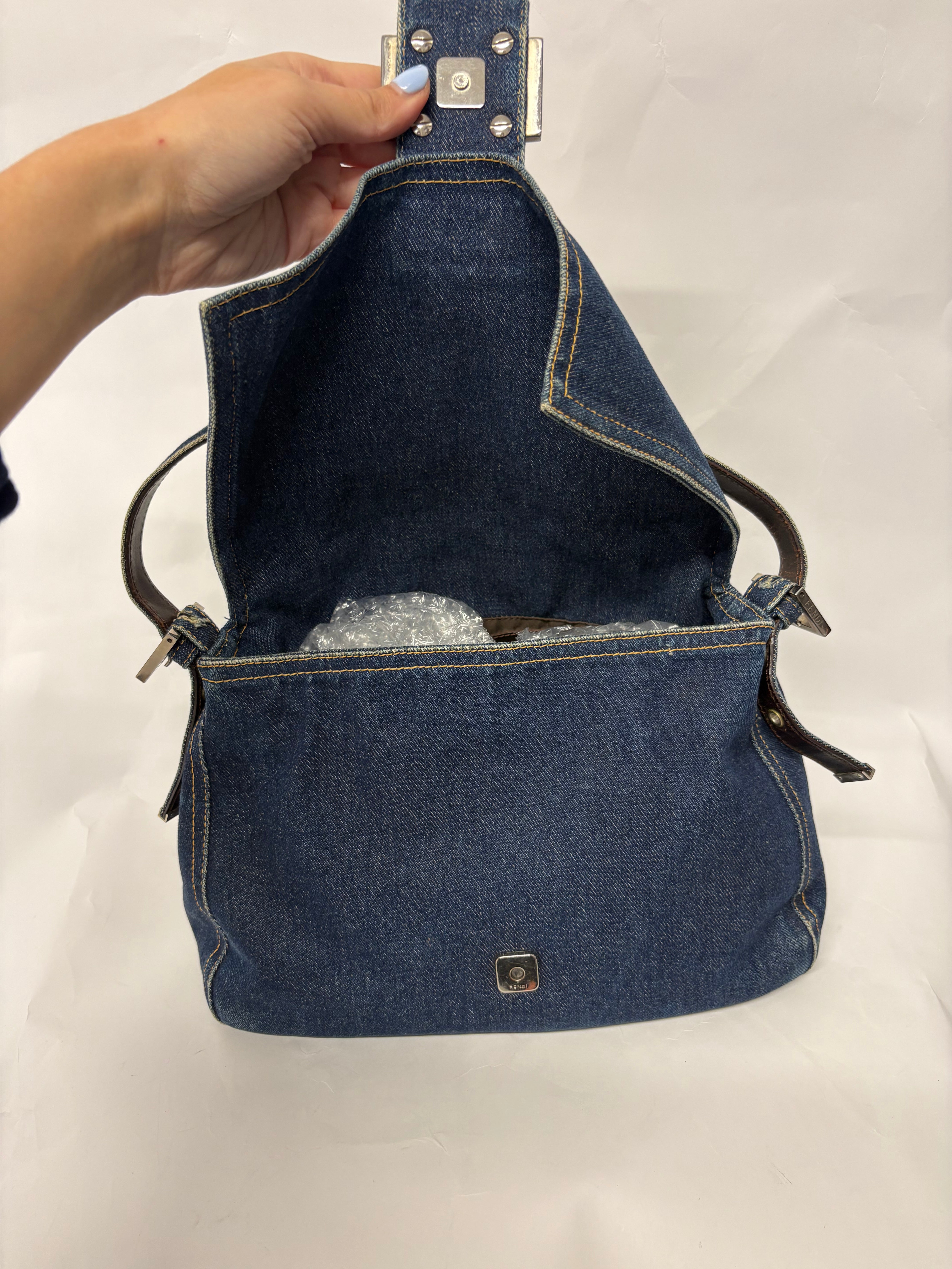 Fendi Mamma Baguette Denim - Icono Vintage