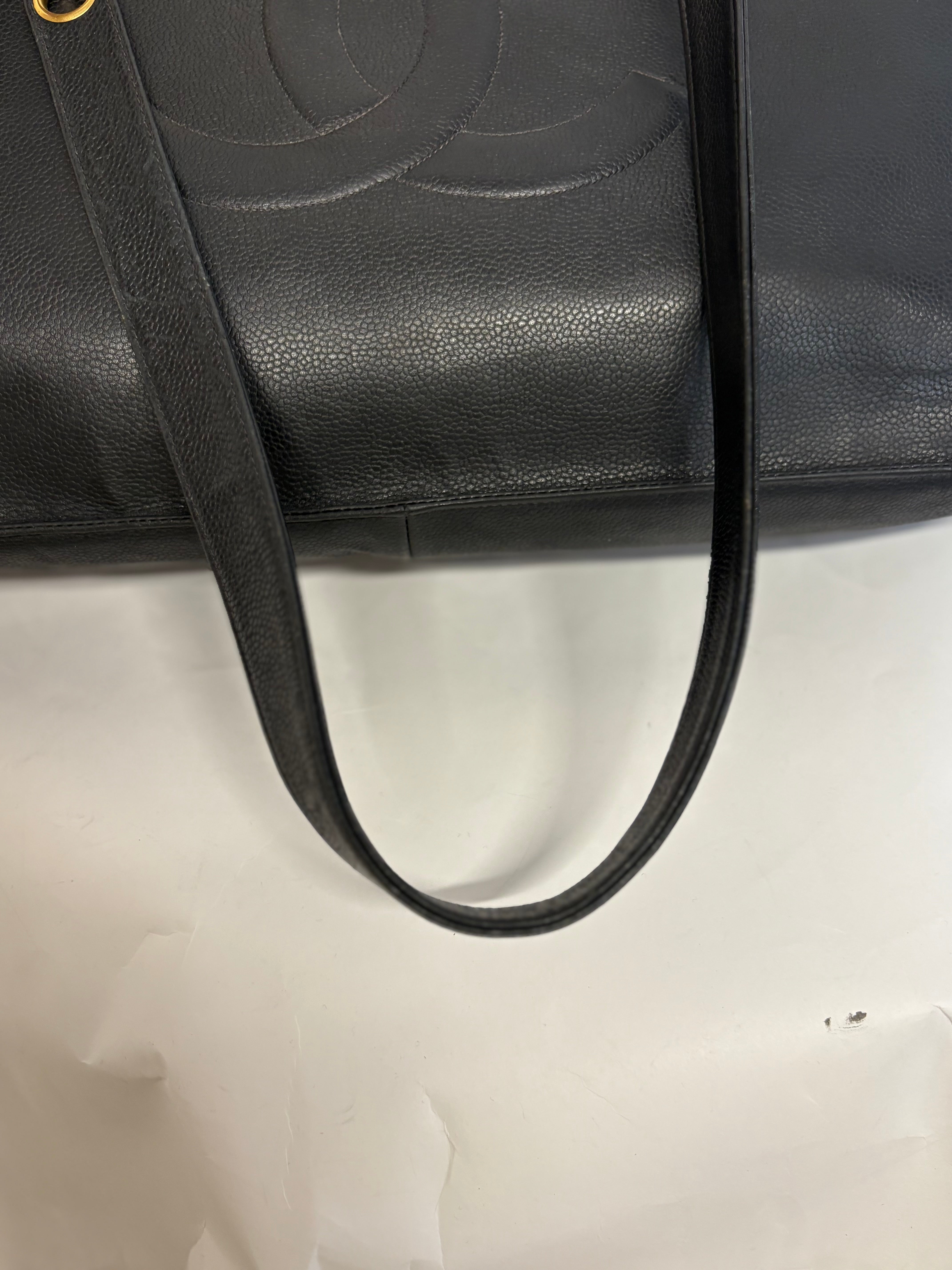 Chanel CC Caviar Tote Bag Negro Vintage