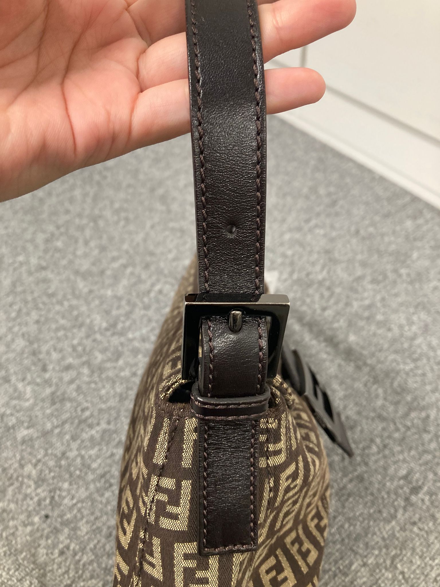 Fendi baguette marrón