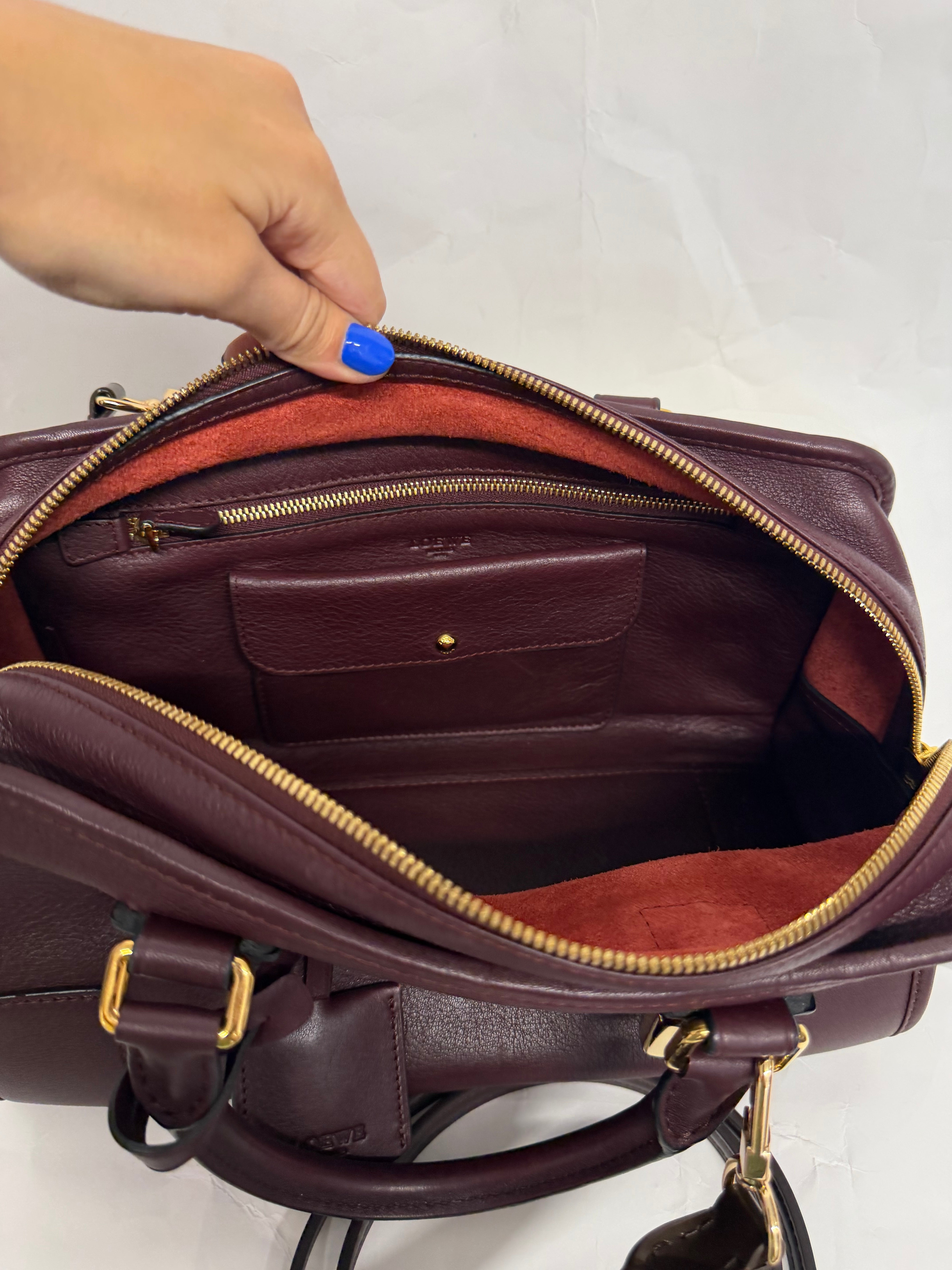 Loewe amazona burdeos oscuro 28 con 2 bandoleras