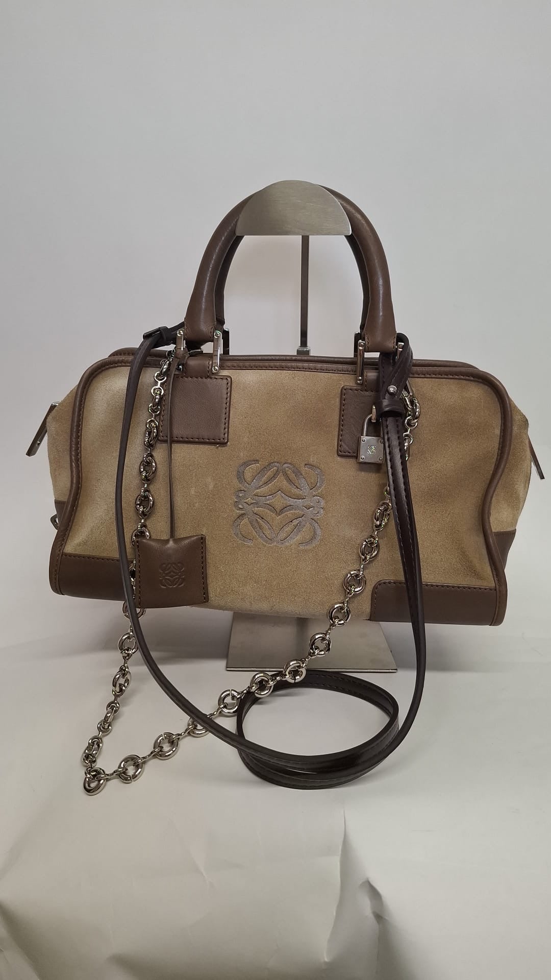Loewe Amazona 28 Ante Beige Herrajes Plata