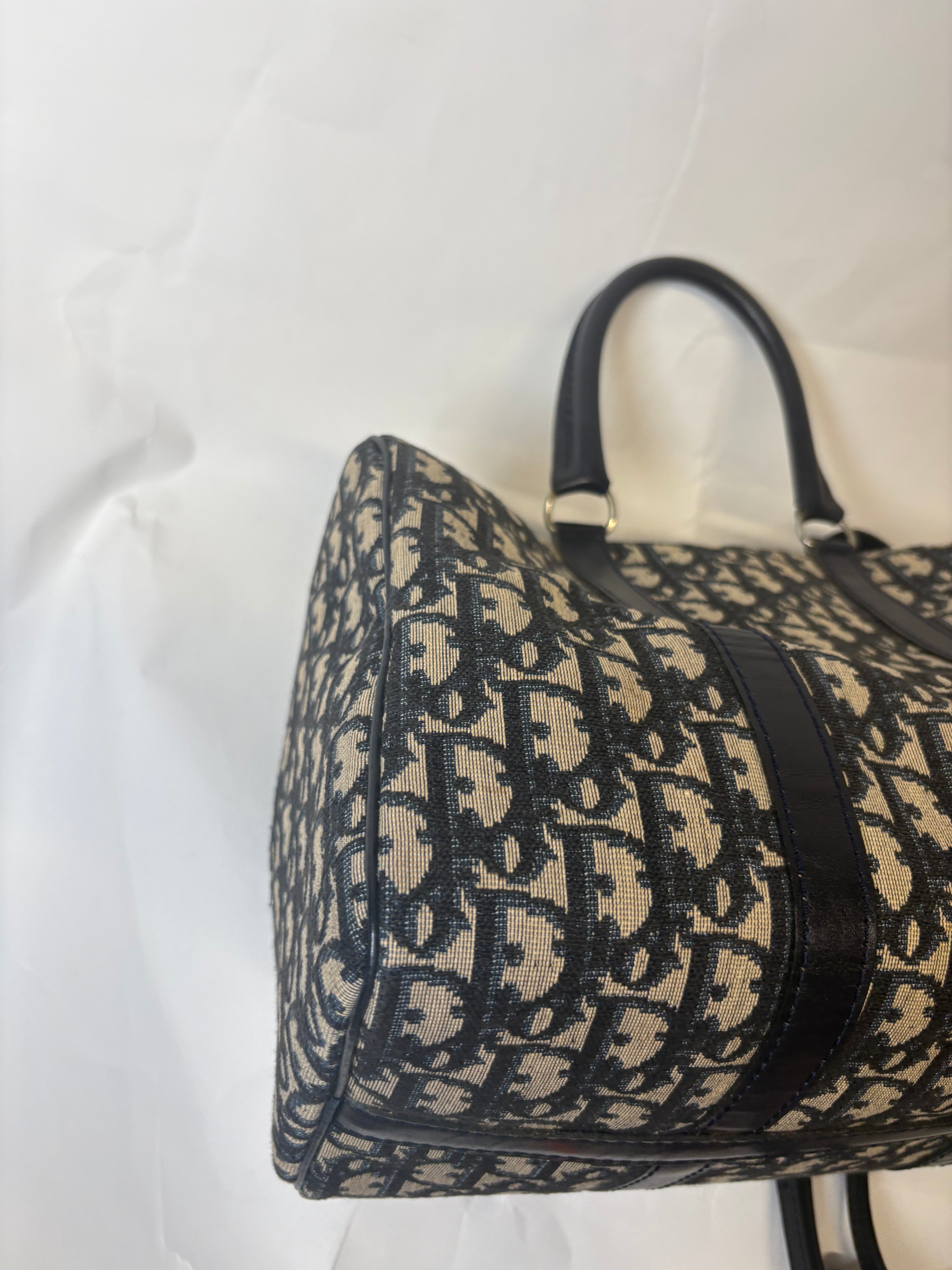 Christian Dior Boston Trotter 30 Azul marino – Con Bandolera