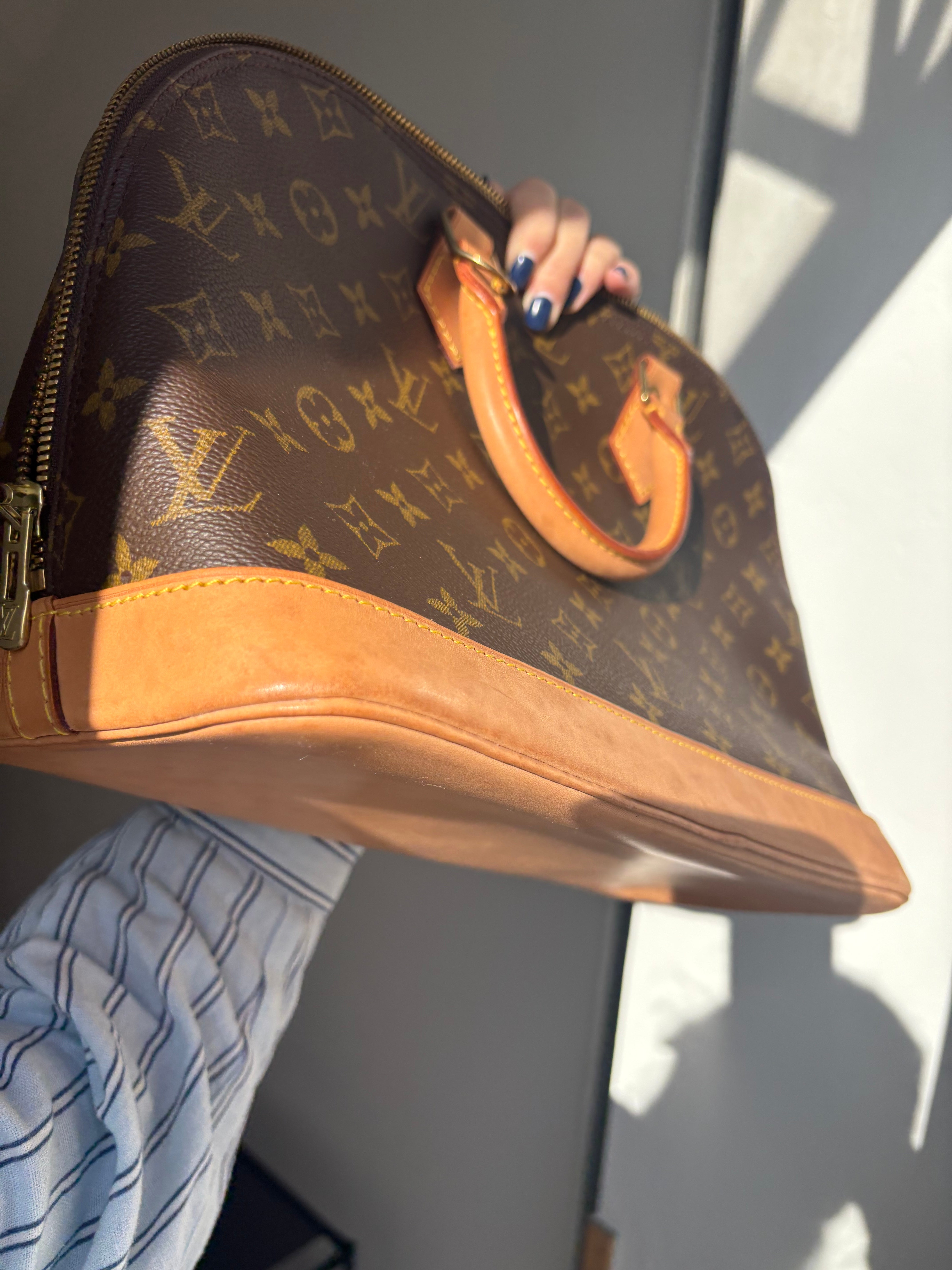 Louis Vuitton Alma MM