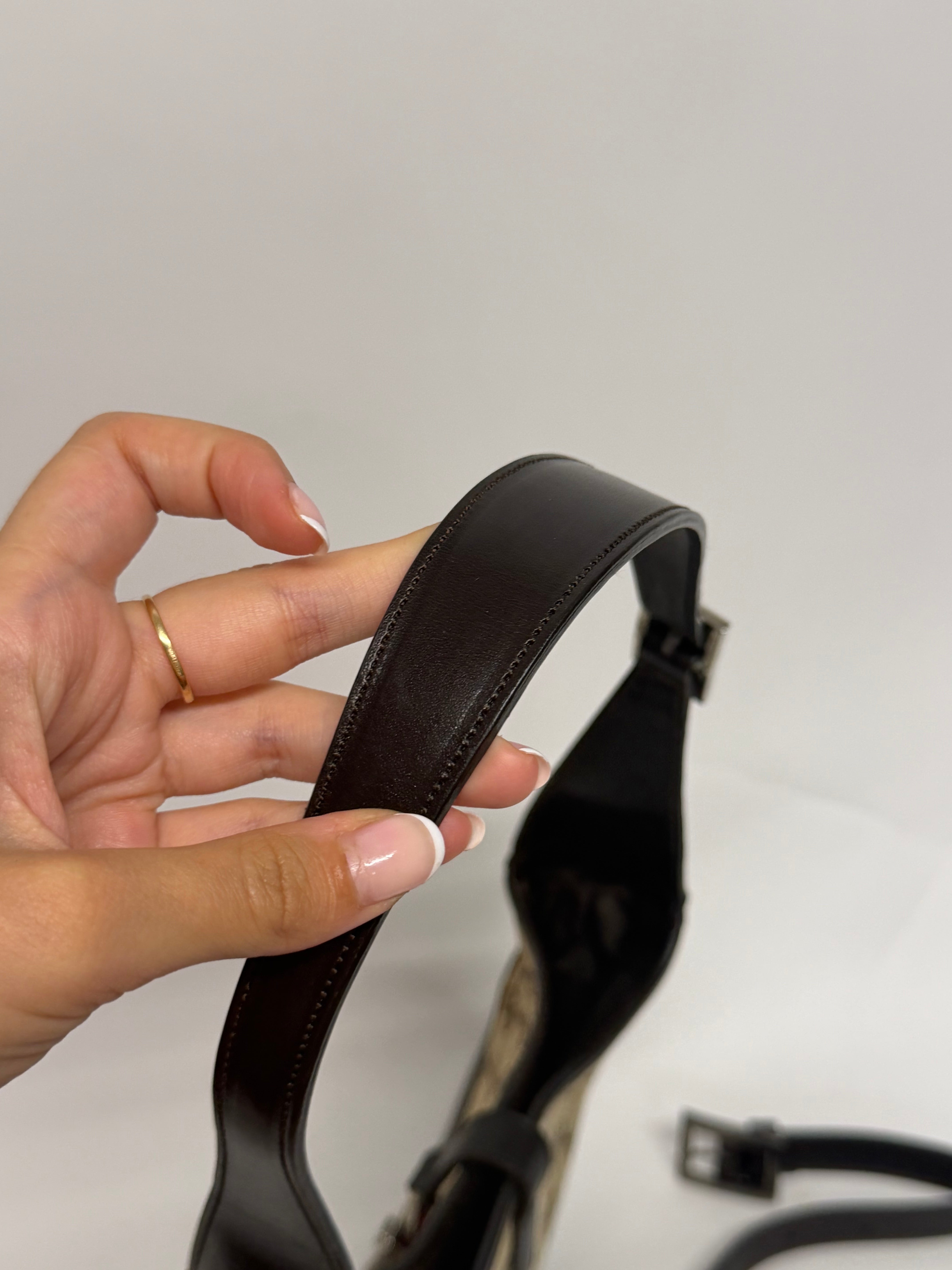 Gucci Jackie mini clásico con bandolera