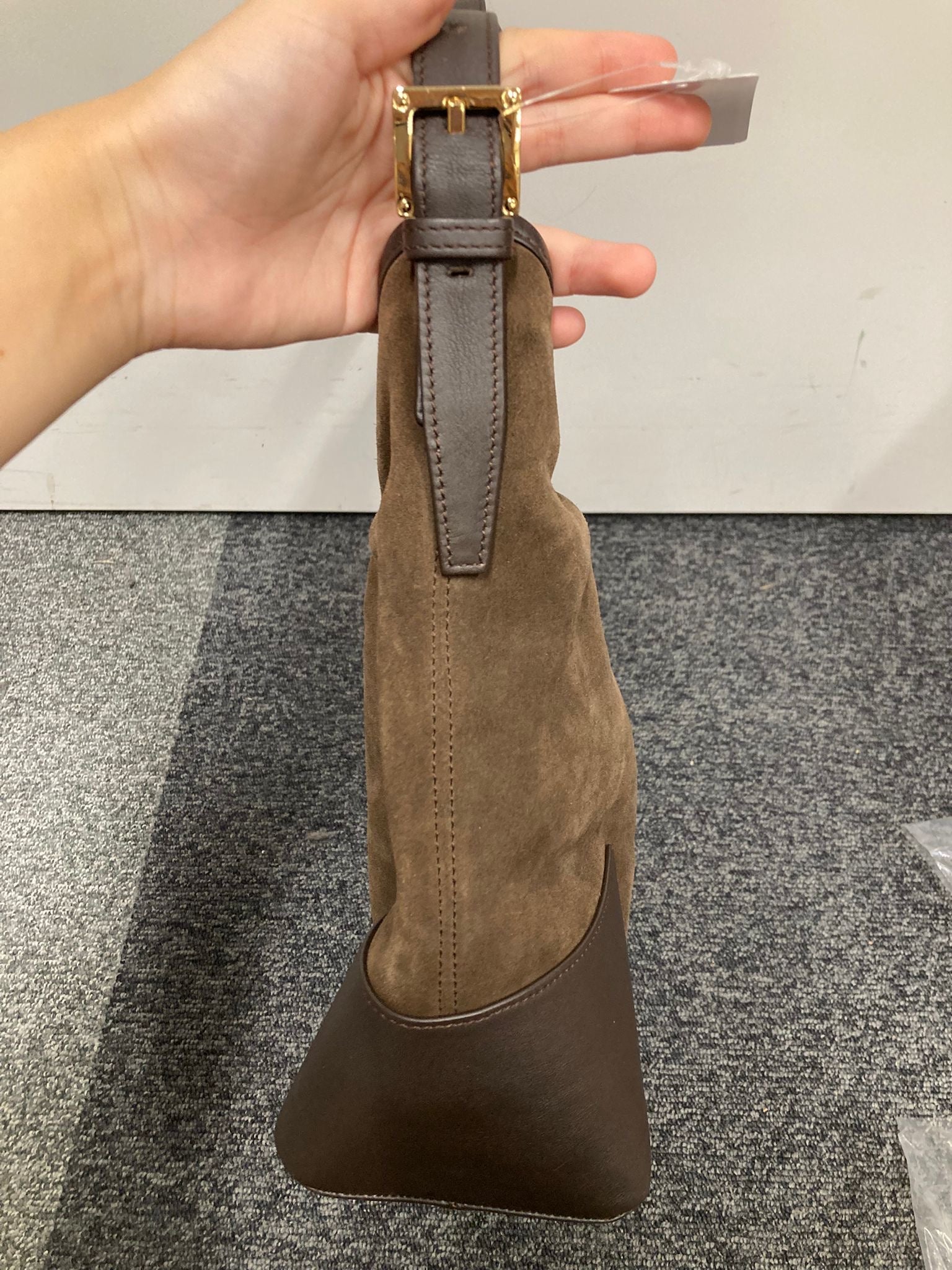 Loewe Bolso al Hombro en Ante Marrón Chocolate y Piel Lisa