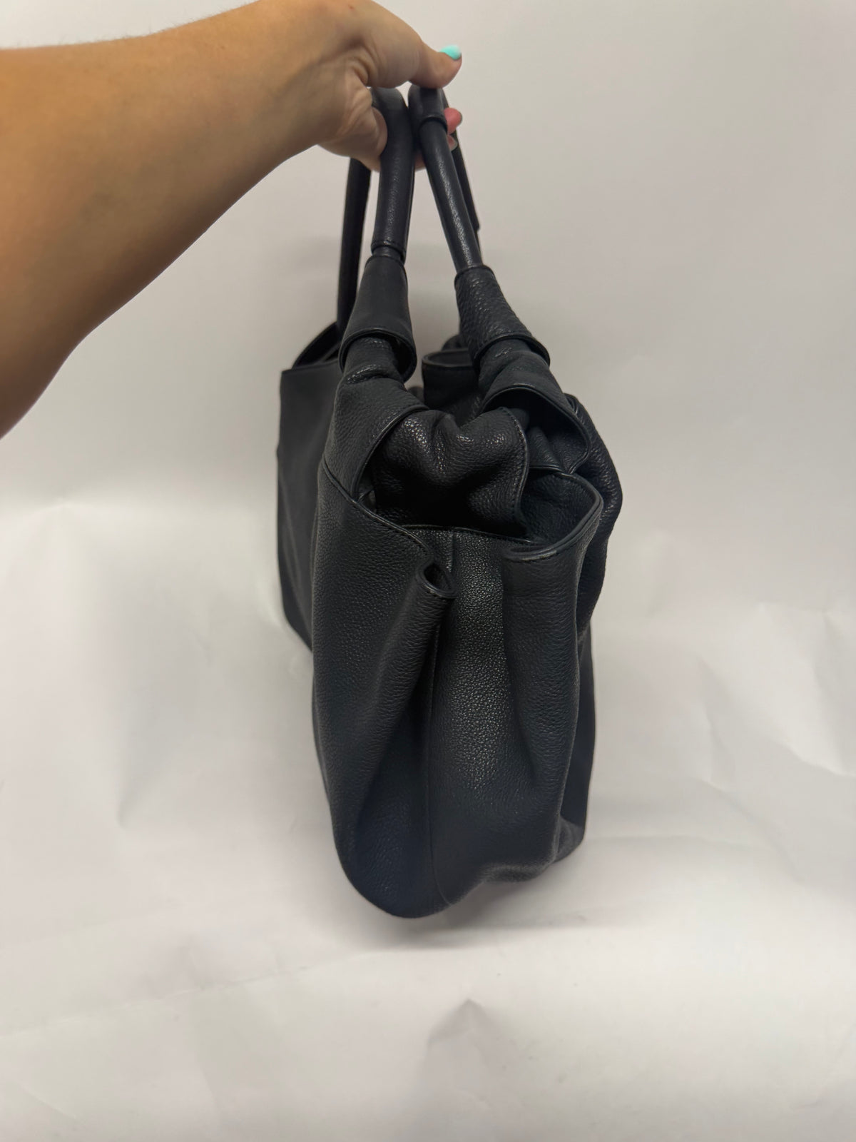Loewe Aire Grande Piel Granulada Azul Marino