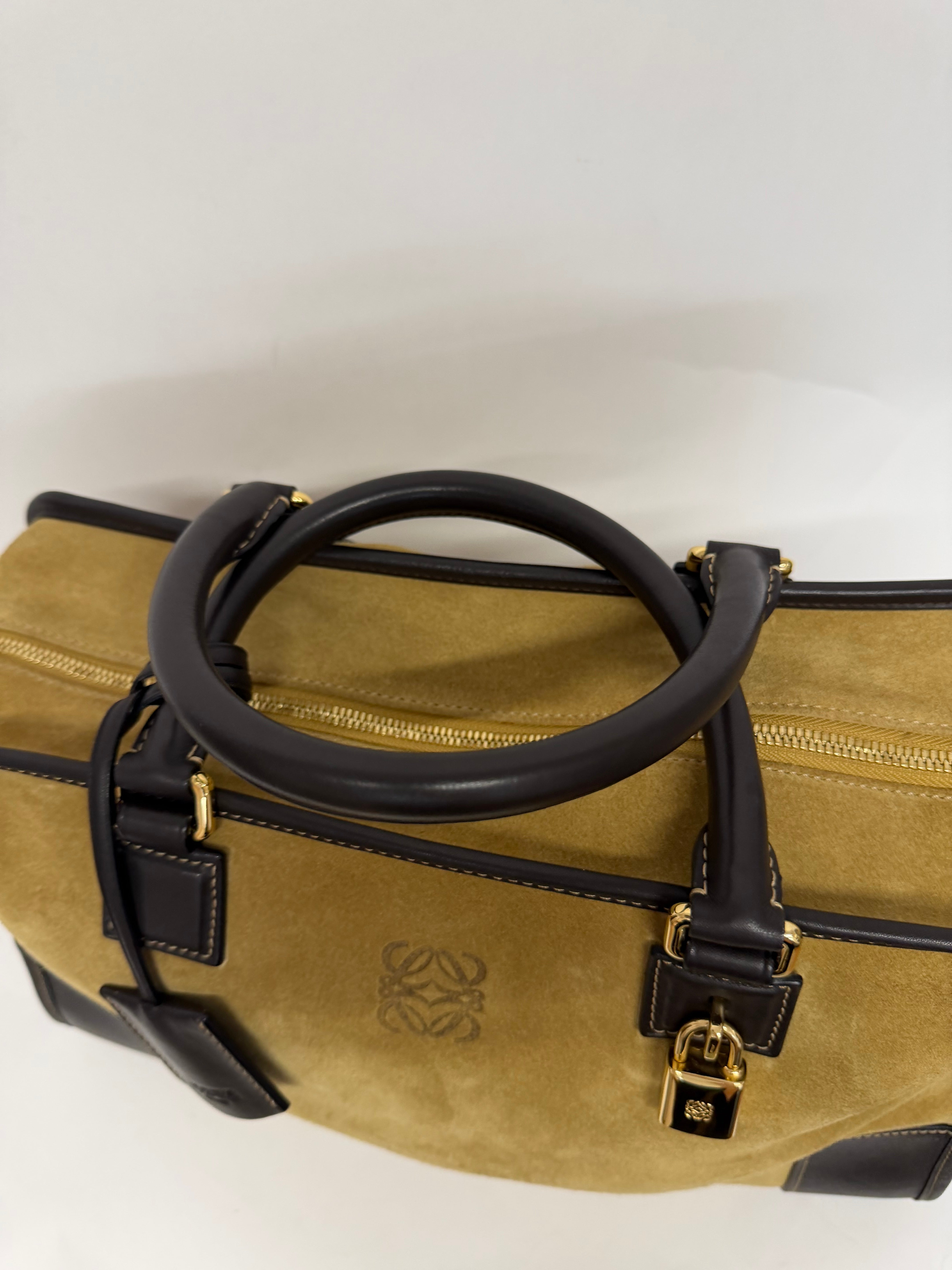 Loewe Amazona 36 Ante Oro — Modelo Nuevo