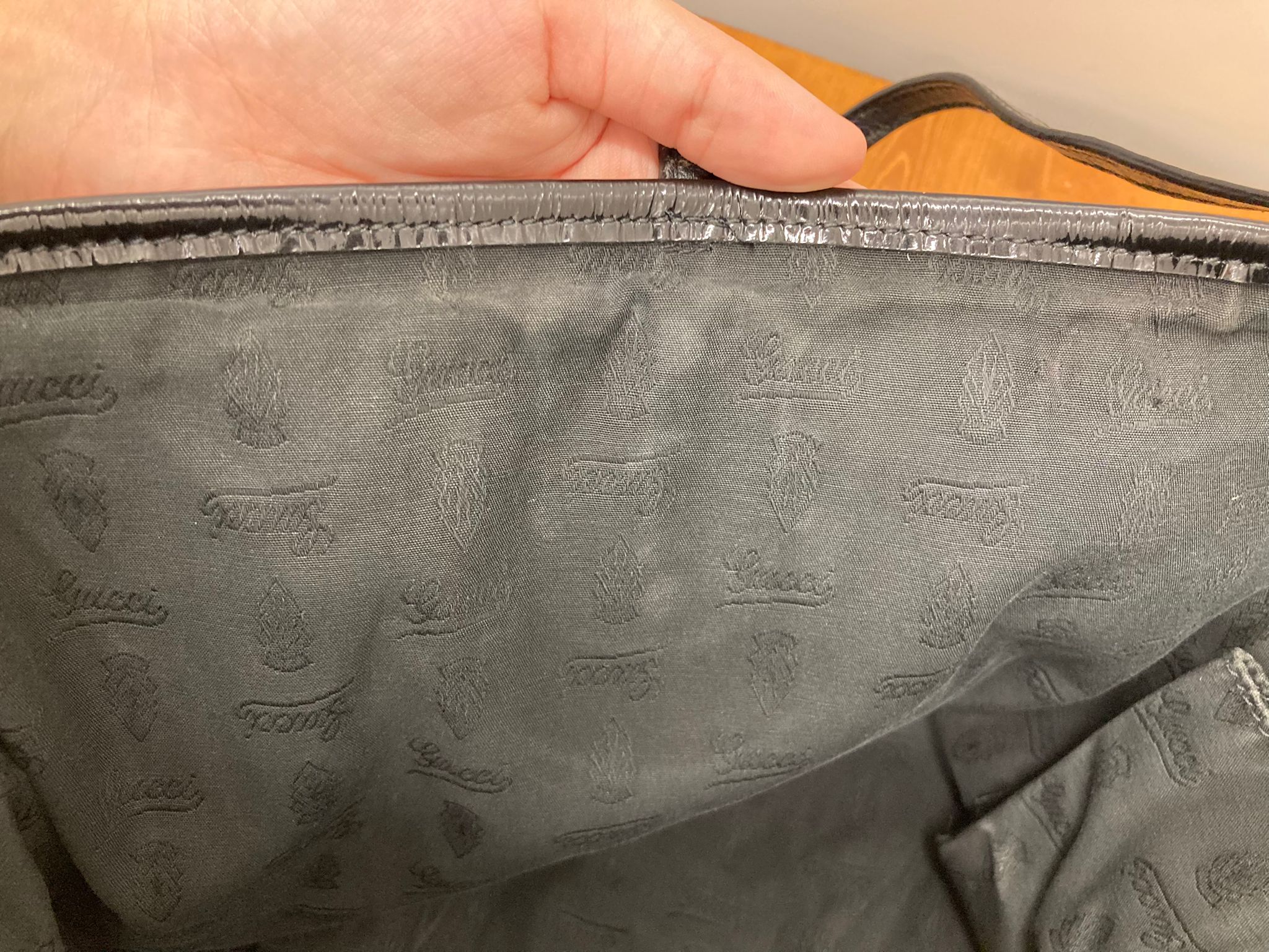 Gucci GG Canvas Tote Beige & negro
