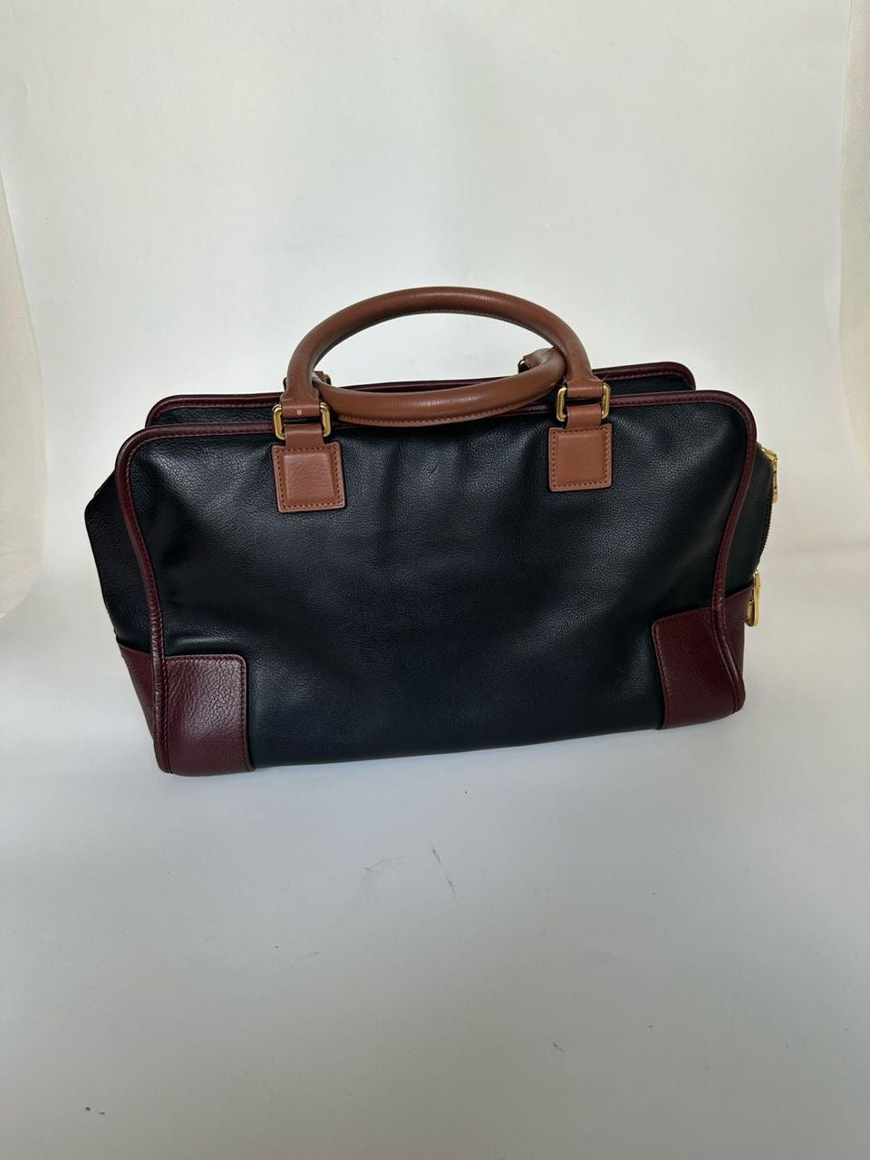 Loewe Amazona 36 tricolor oscuro