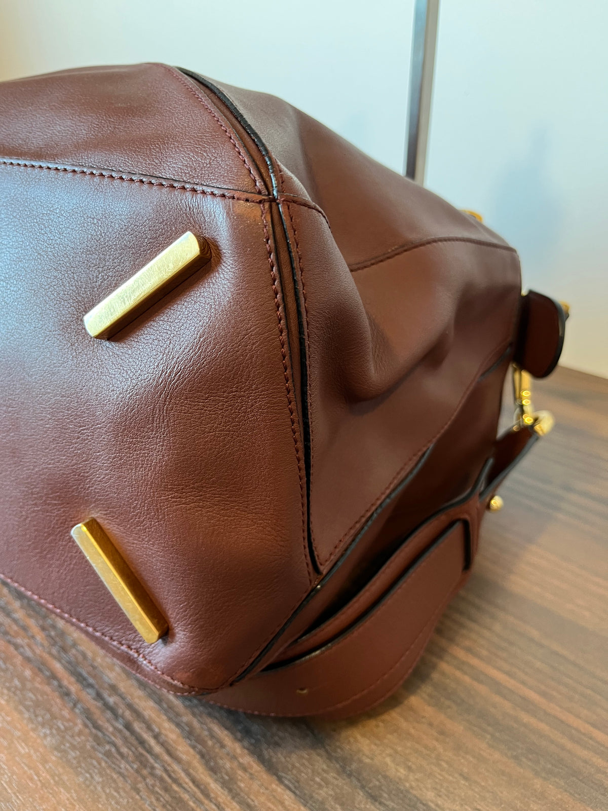 Loewe Puzzle Grande Piel Marrón Oscuro Teja · Herrajes Dorados · con Bandolera