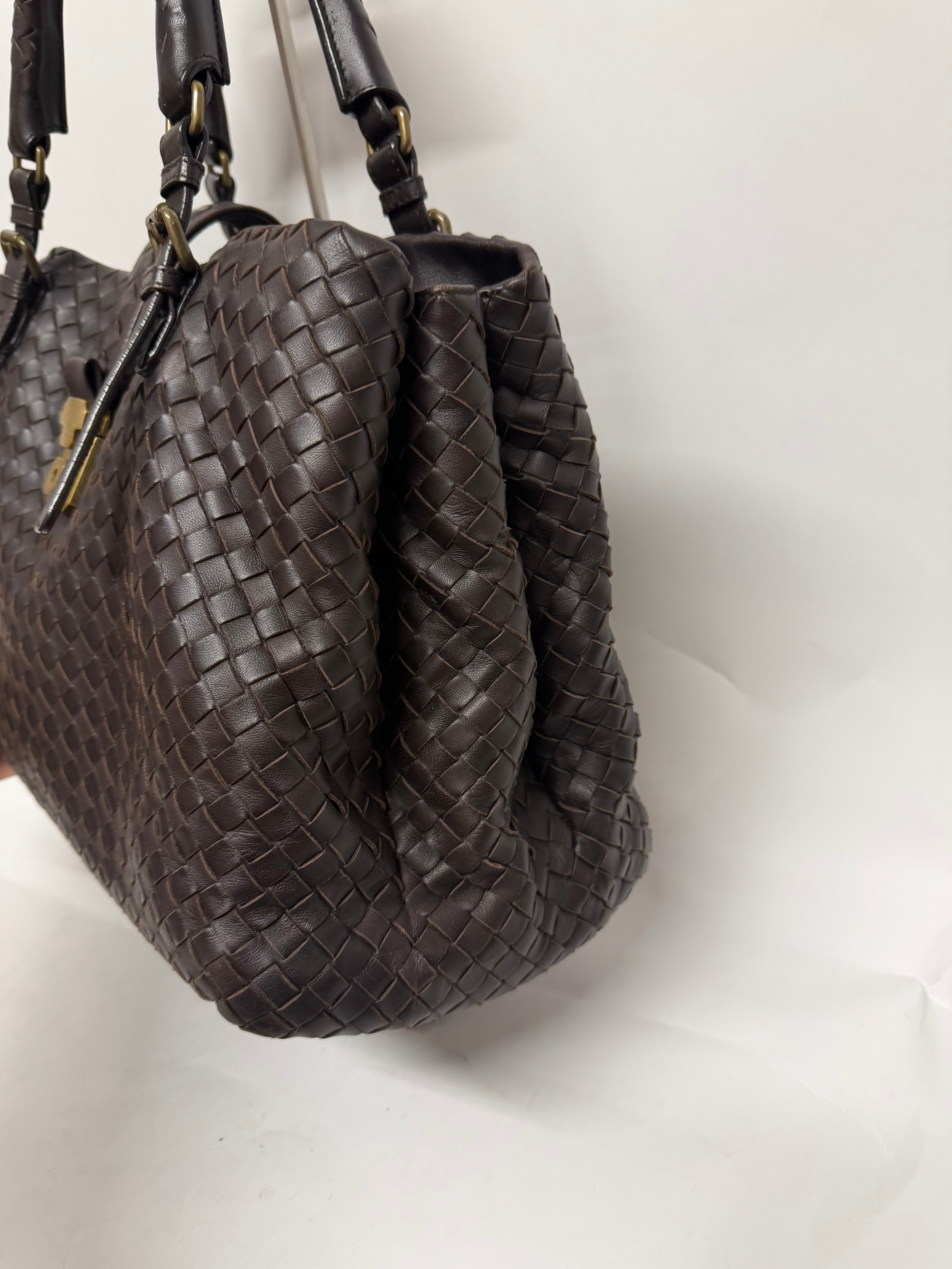 Bottega Veneta Roma Intrecciato Piel Marrón