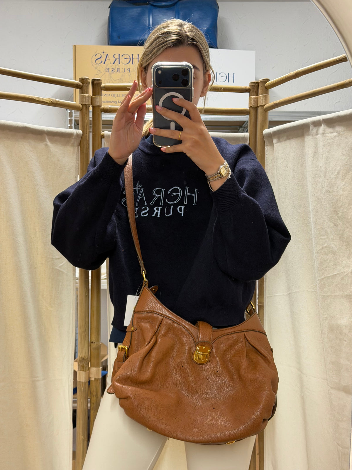 Louis Vuitton Mahina bandolera Piel Perforada Marrón Coñac