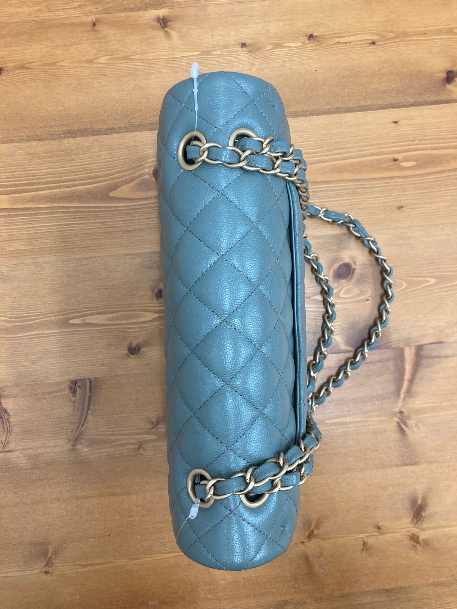 Chanel 11.12 timeless mediano doble flap piel caviar verde