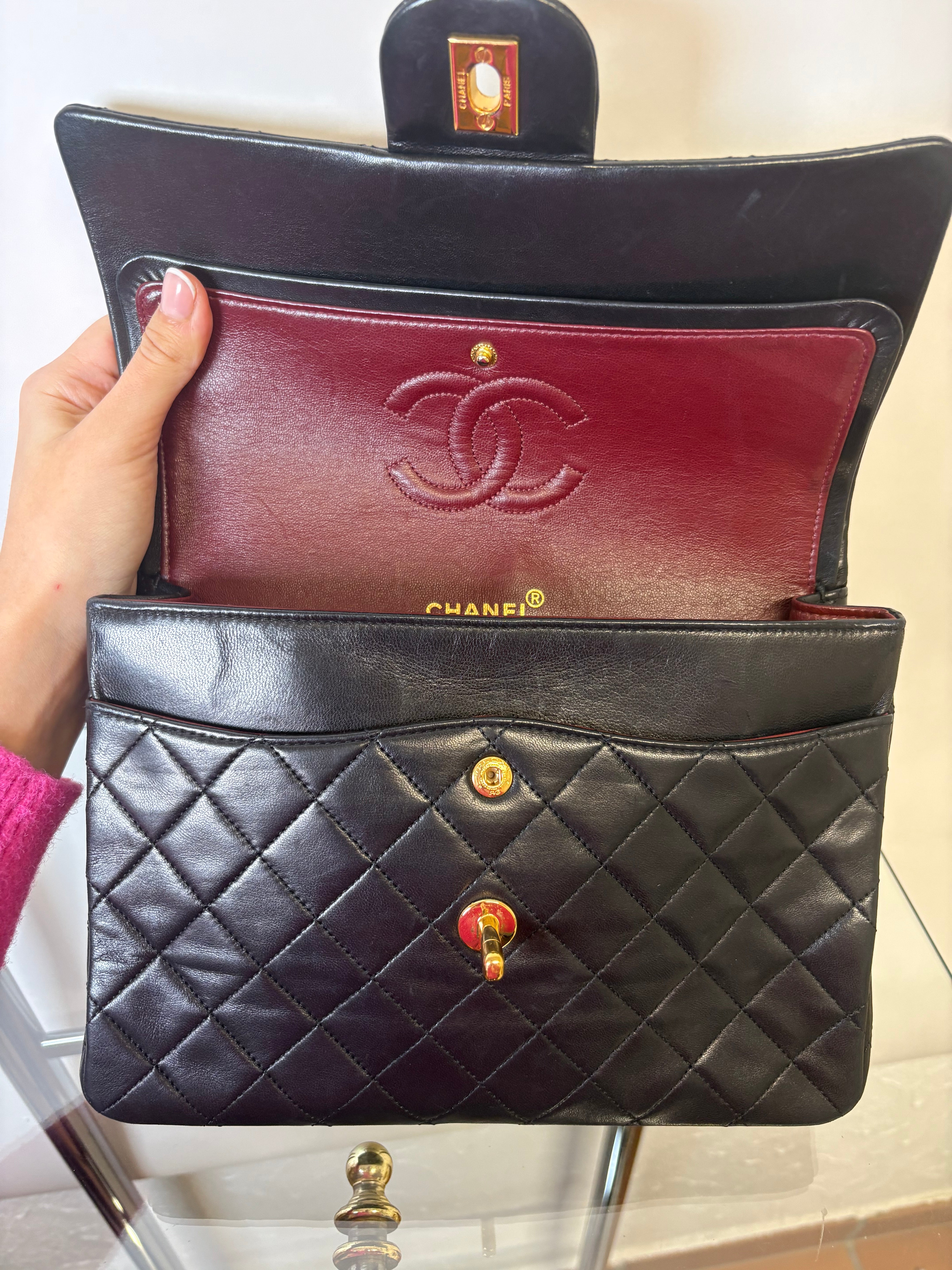 Chanel timeless 25 double flap matelassé negro – serie 1
