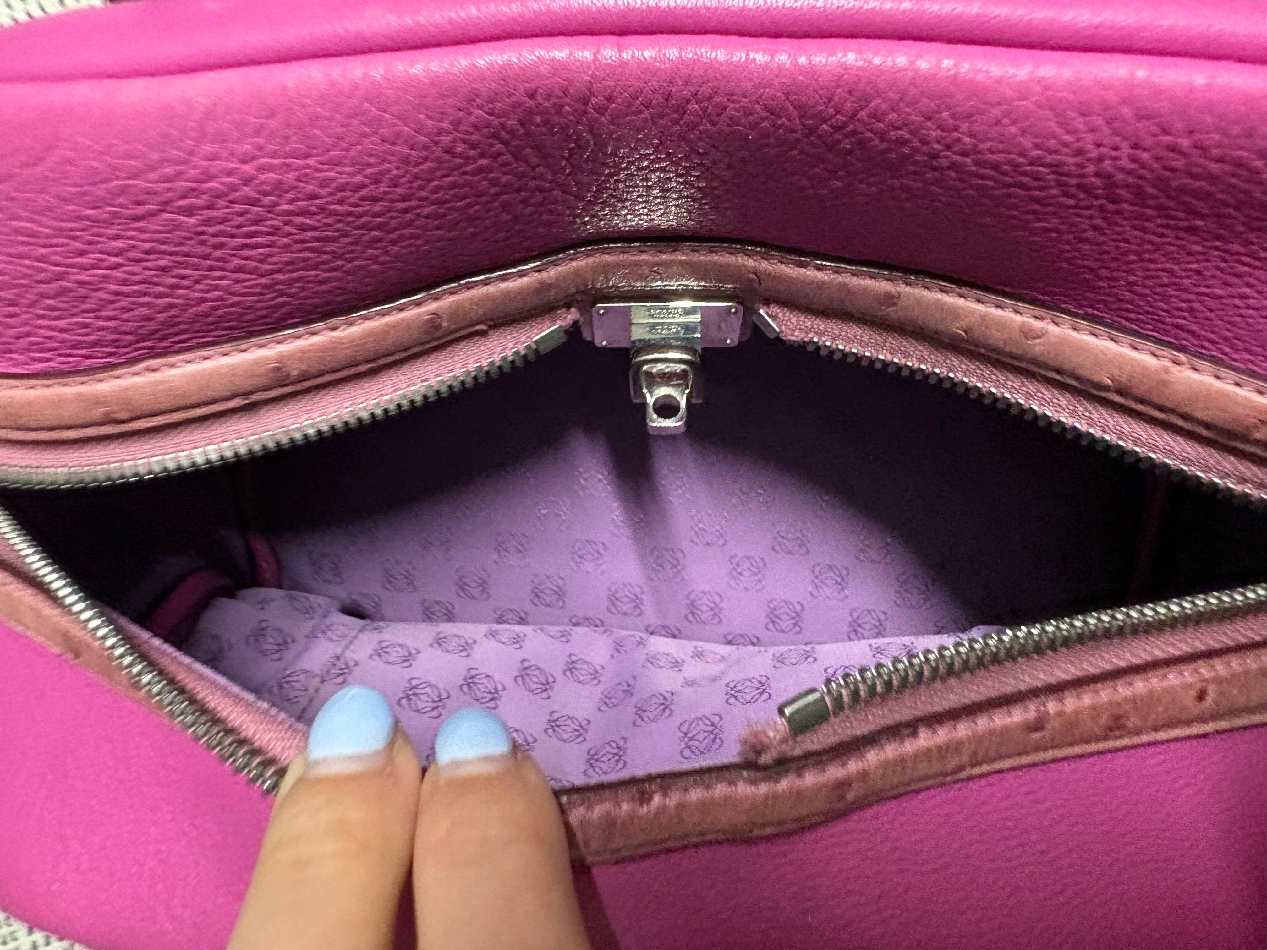 Loewe Bolso Vintage Fucsia Piel con Detalles Exóticos