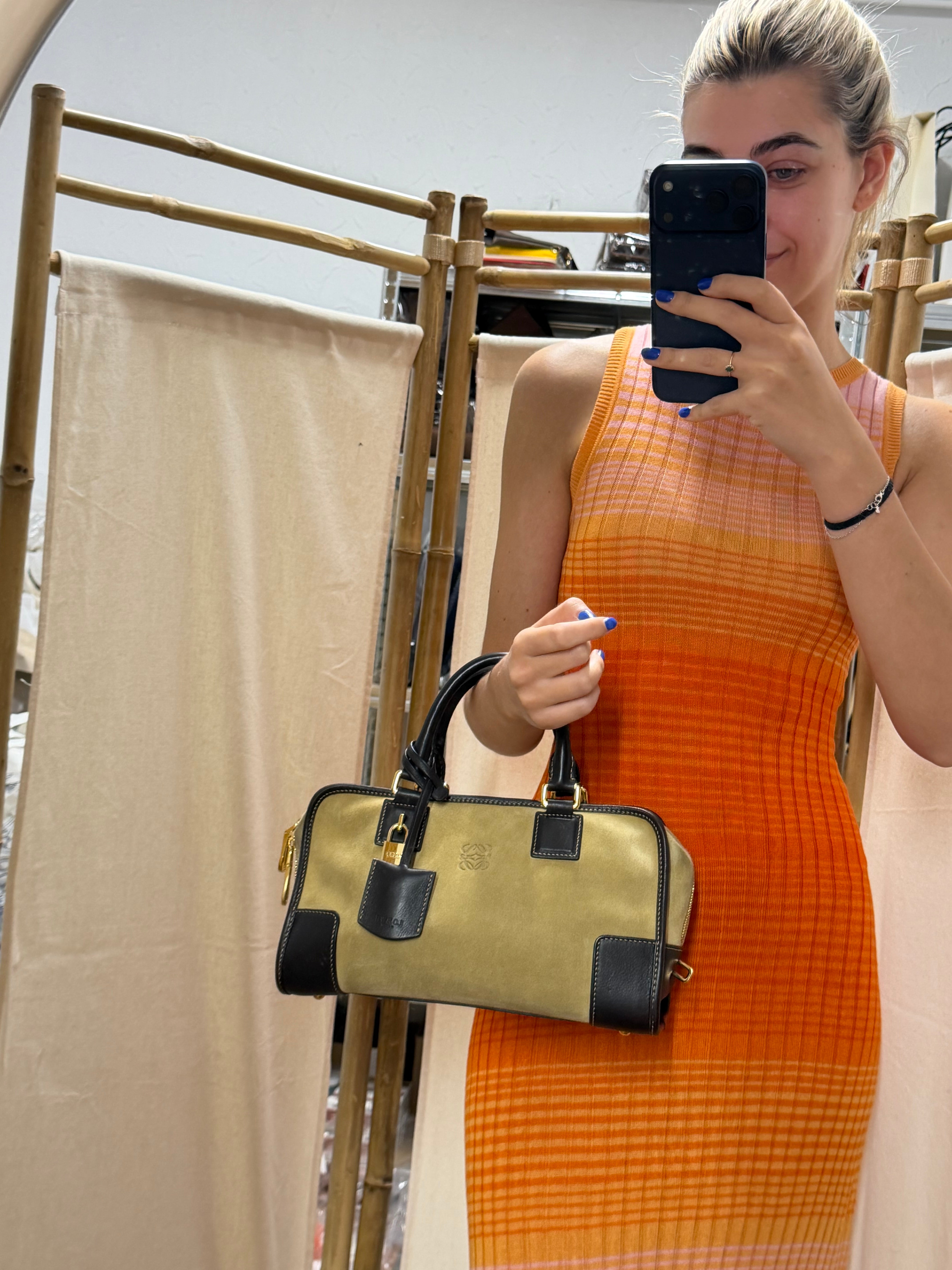 Loewe Amazona 30 ante oro marrón