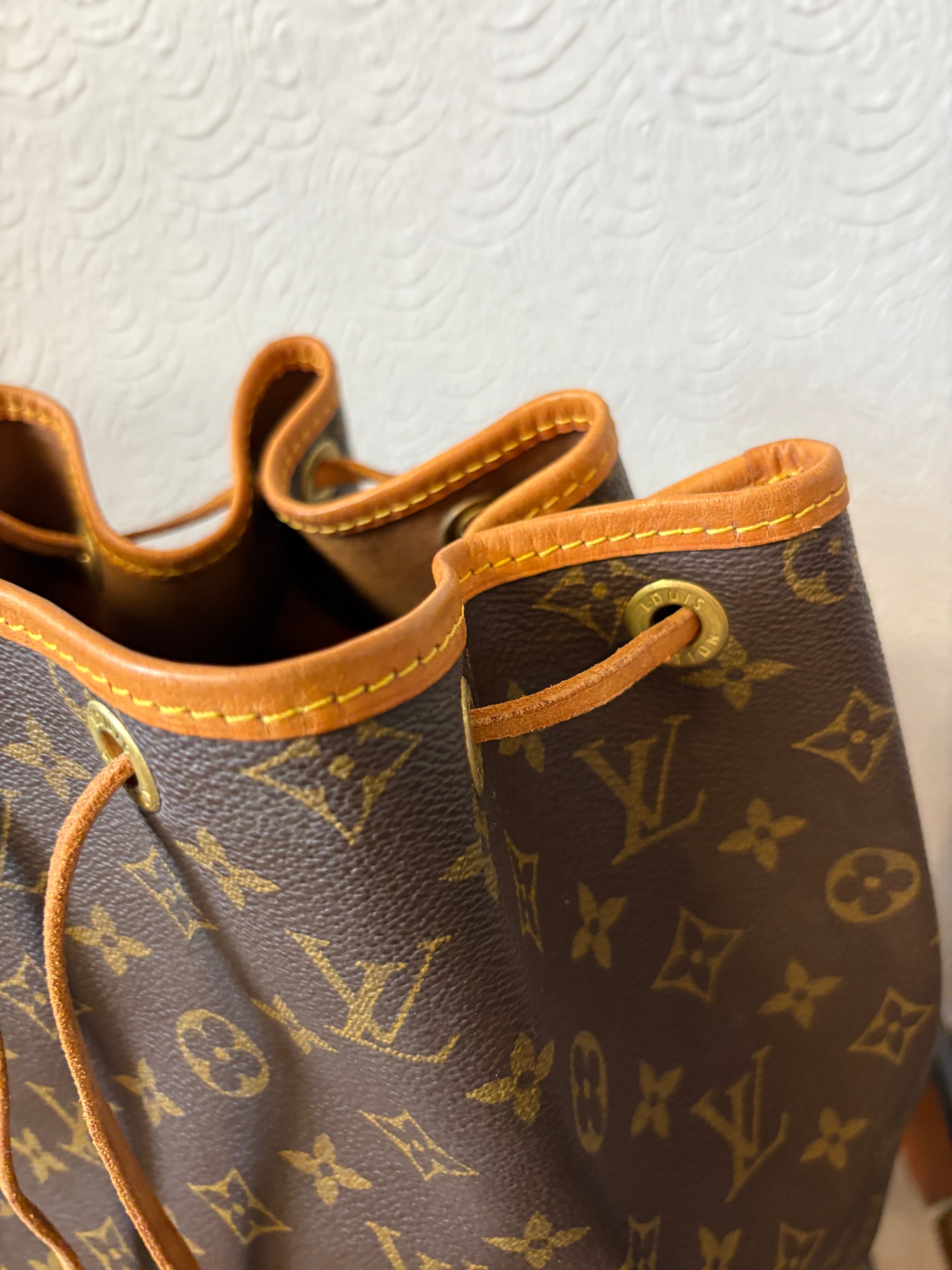 Louis Vuitton Noe clásico monogram canvas