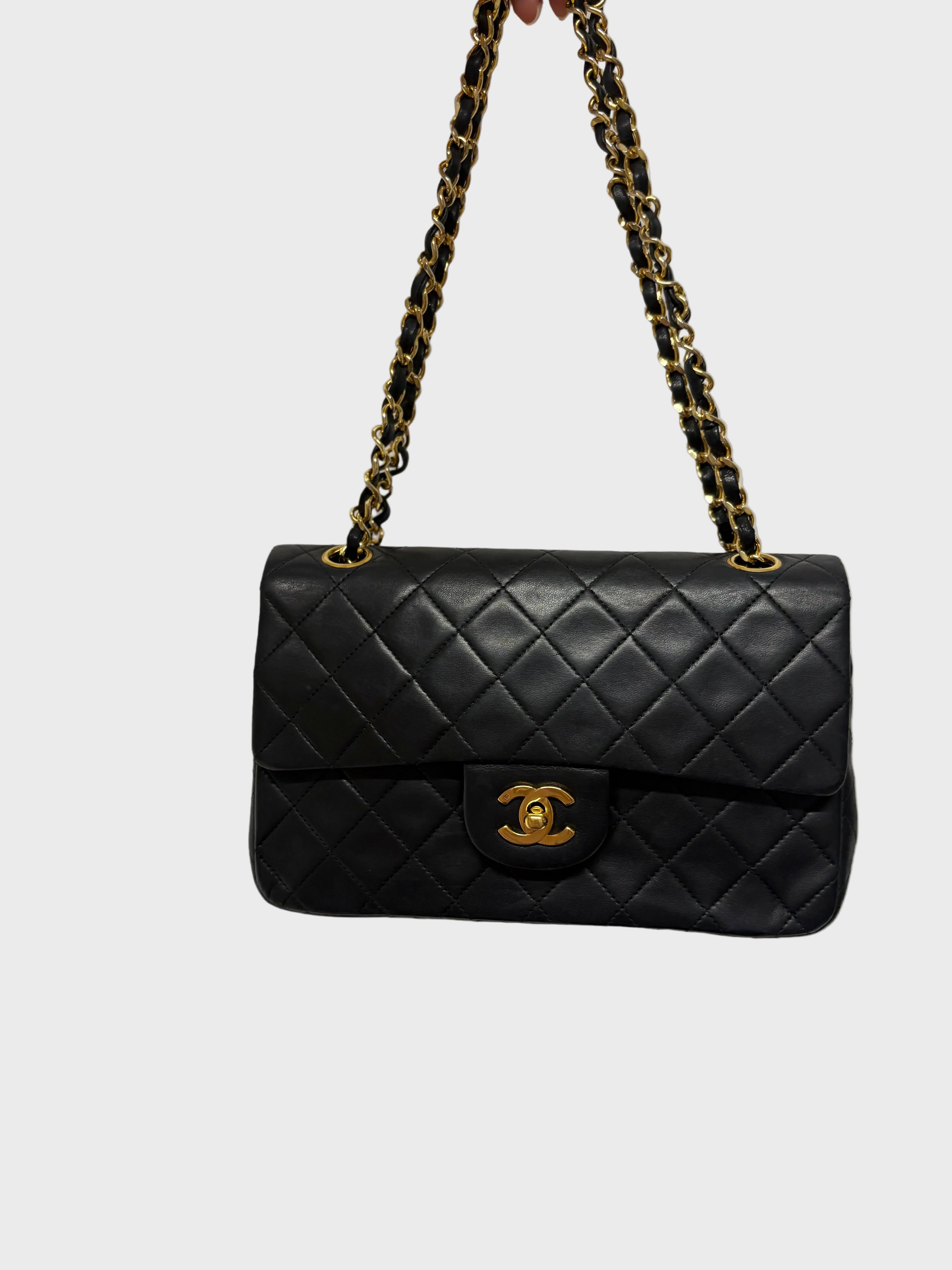 Chanel timeless 23 doble flap negro serie 1