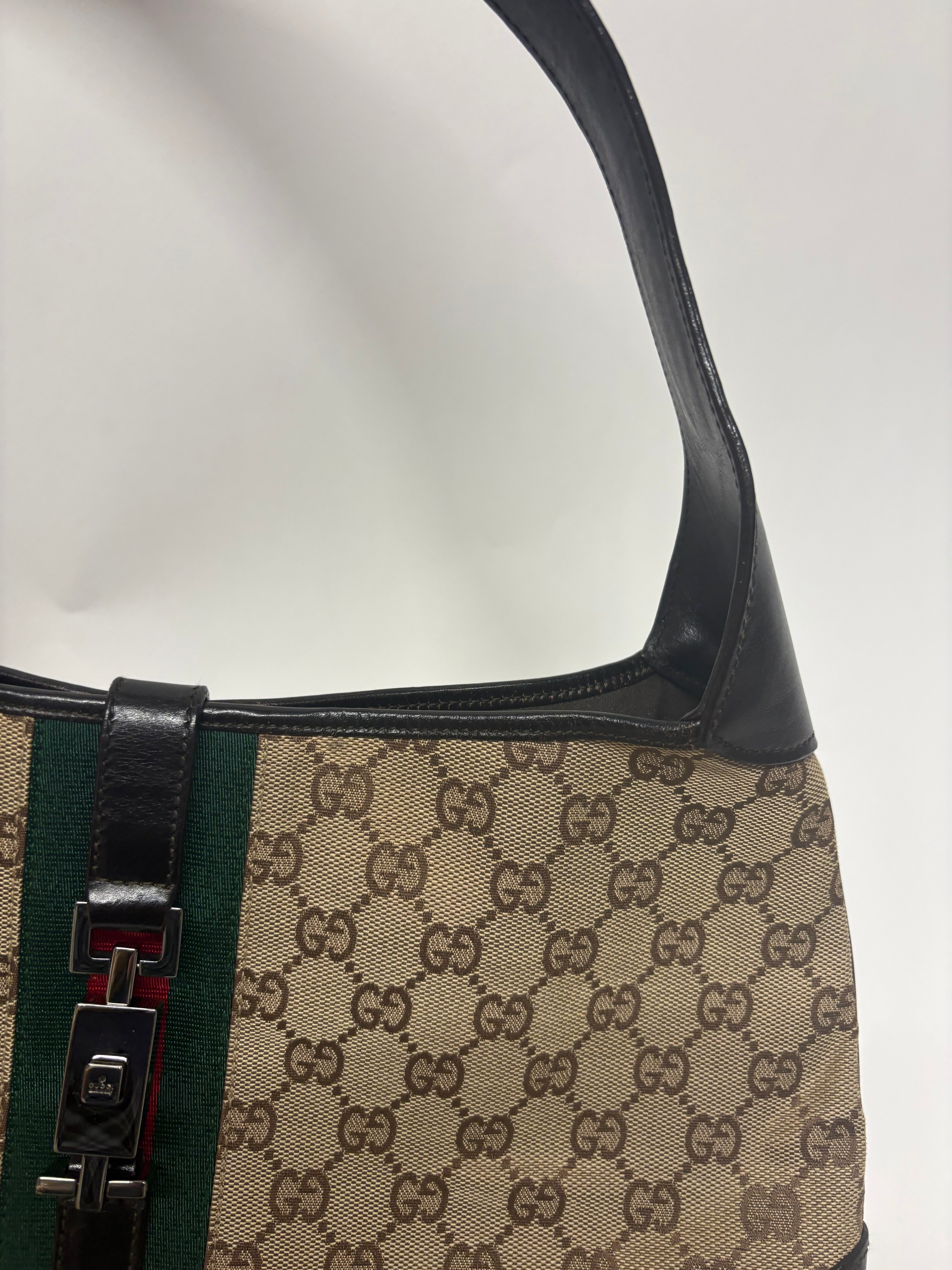 Gucci Jackie Grande Clásico Vintage | GG Canvas & Piel Marrón Oscuro