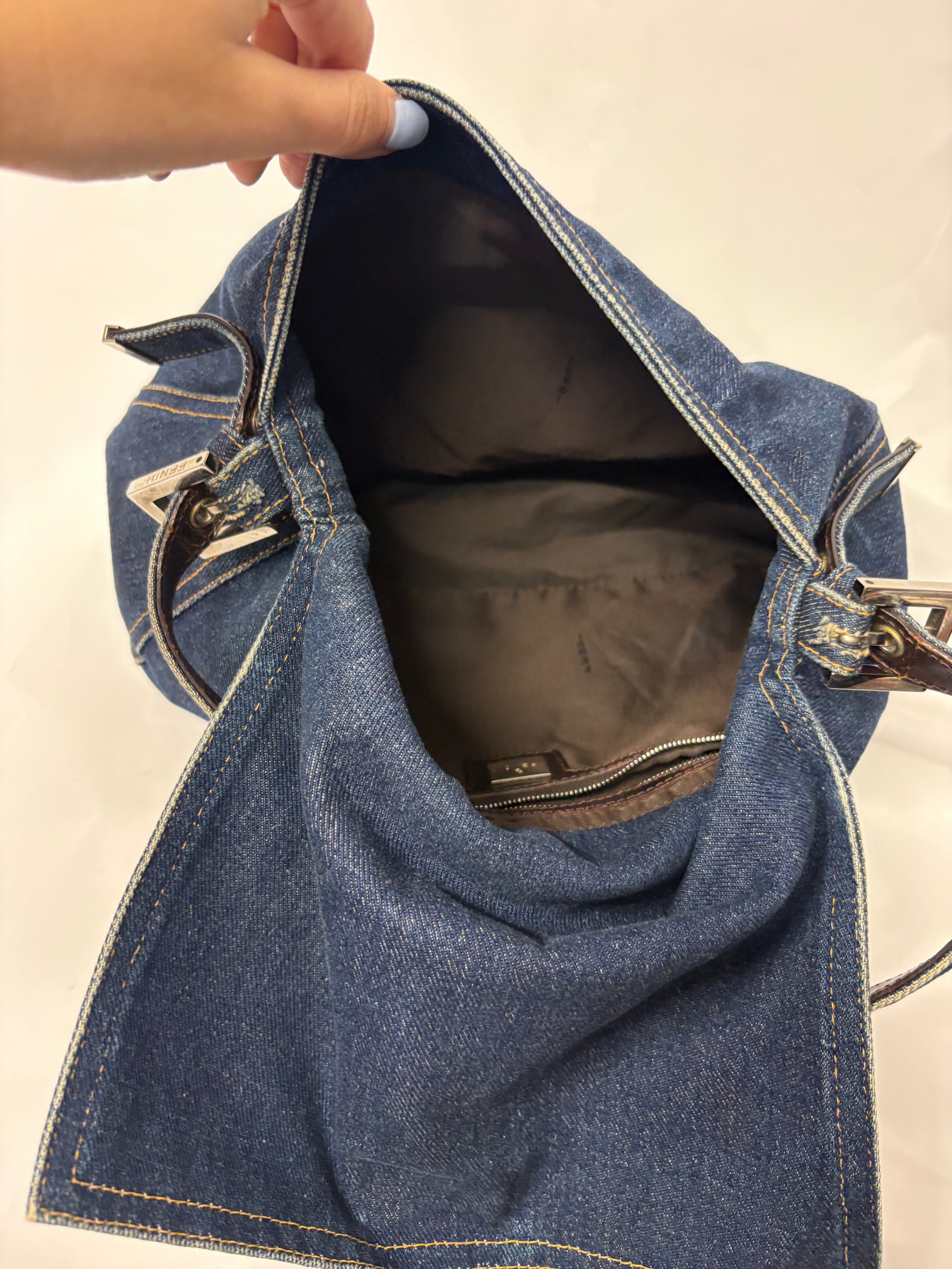 Fendi Mamma Baguette Denim - Icono Vintage