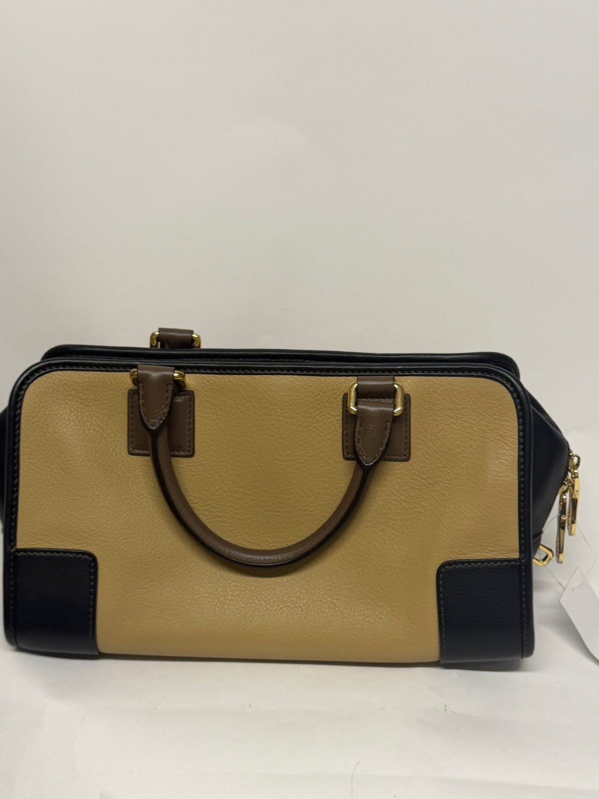 Loewe Amazona 28 Tricolor camel Herrajes Dorados