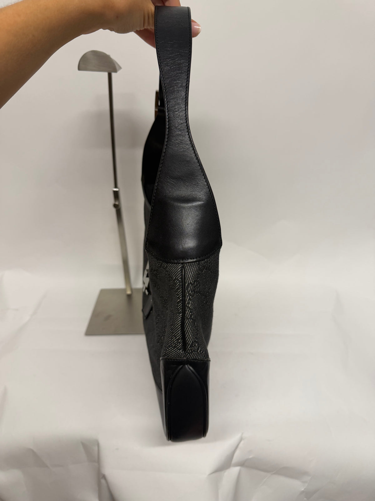 Gucci Jackie Mediano GG Negro Herrajes Plateados