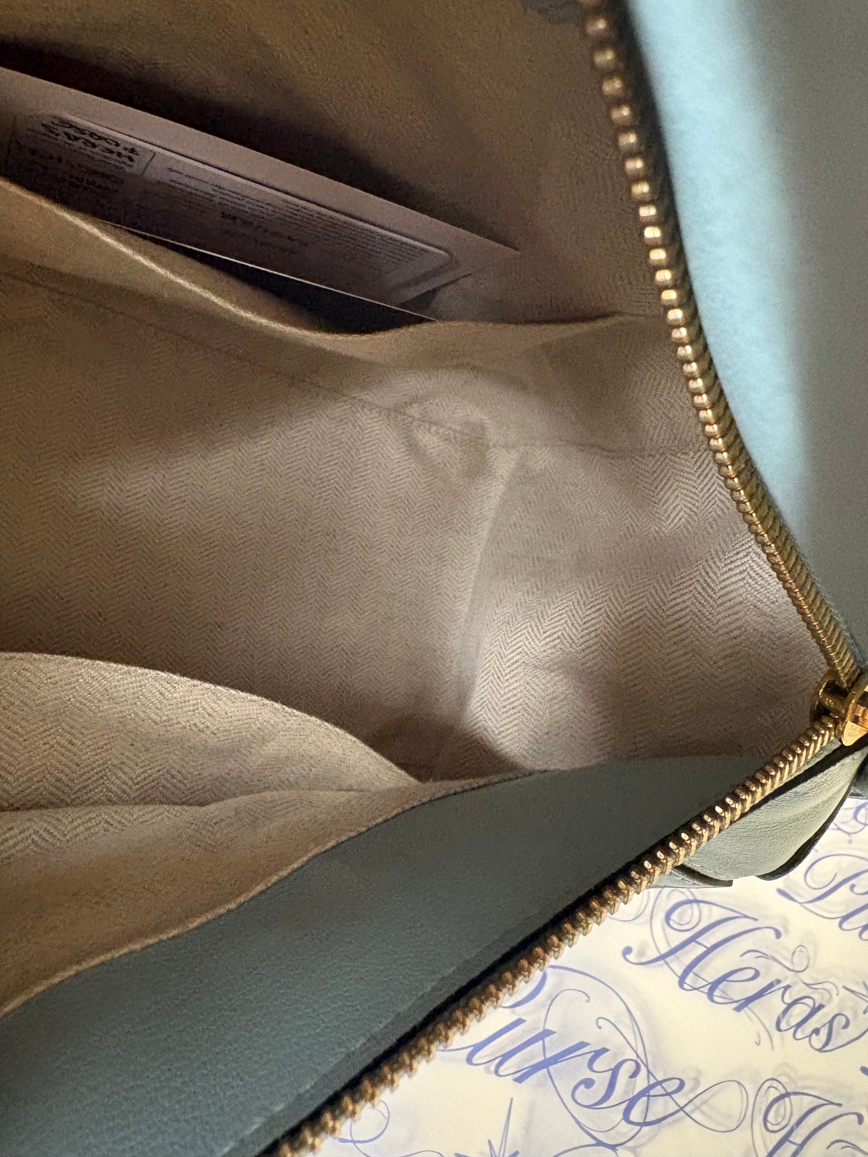 Loewe puzzle bag mediano sky baby blue