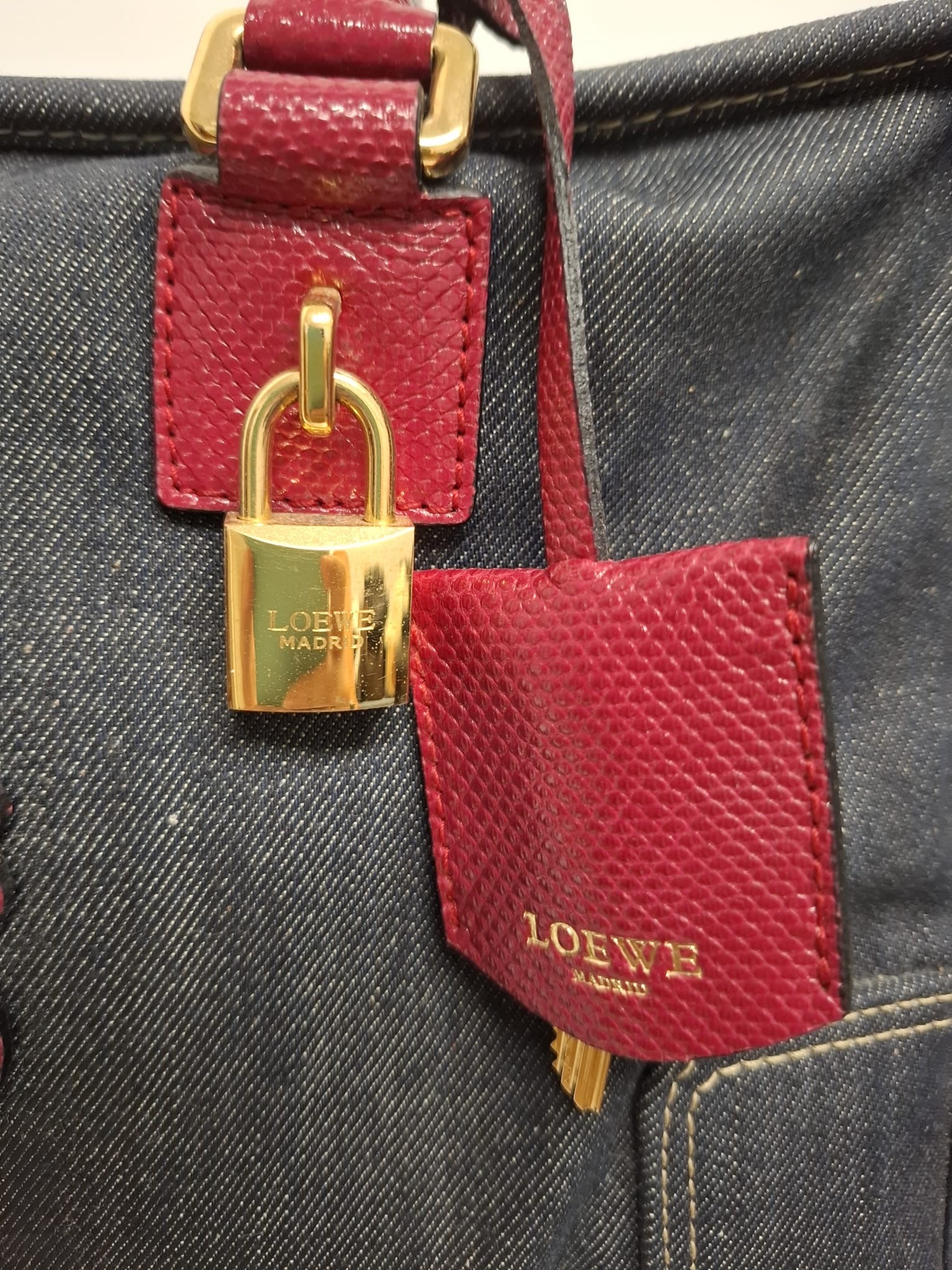 Loewe Amazona 36 Denim y Piel Rosa Efecto Lagarto
