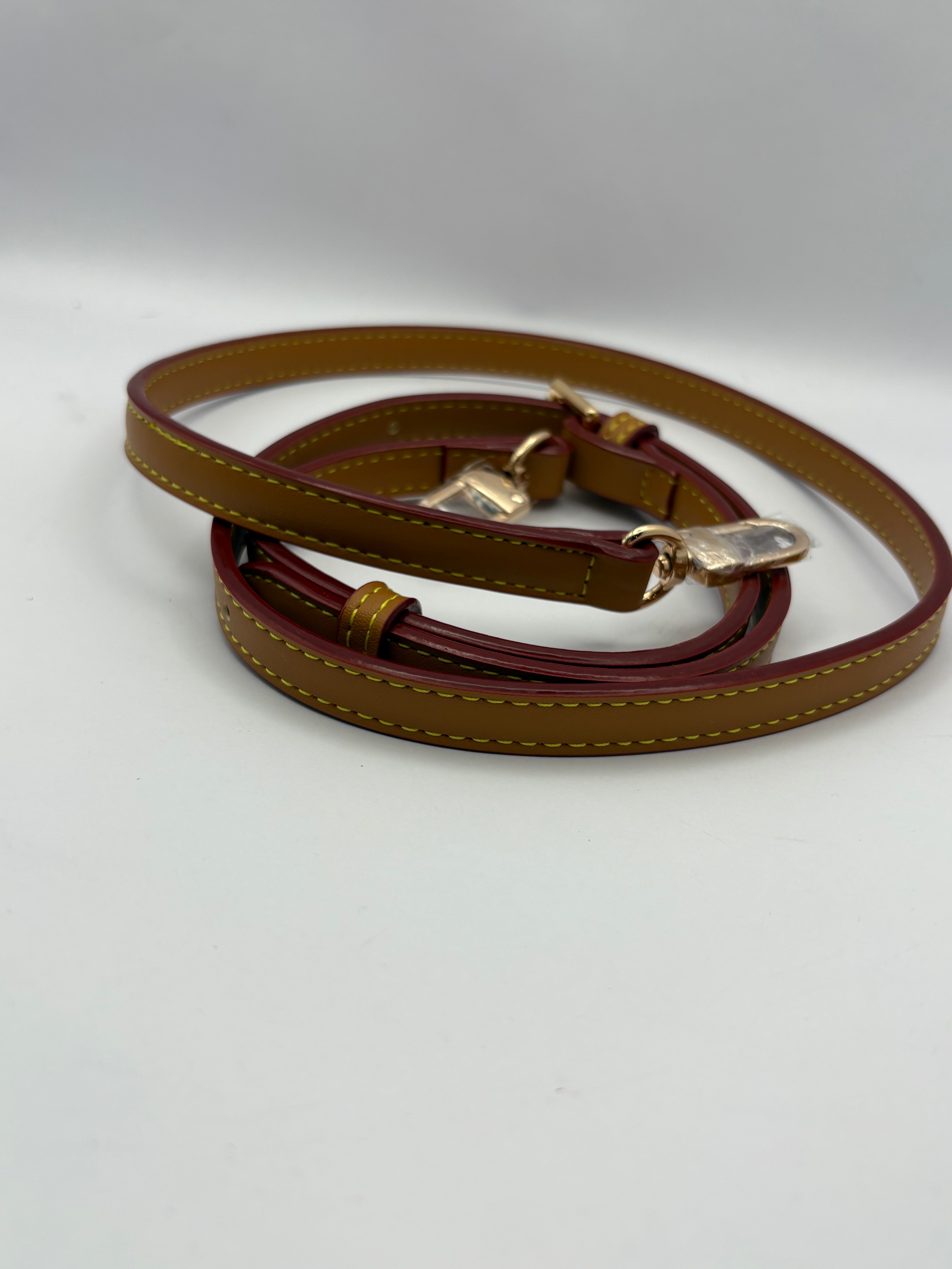 Correa Crossbody Ajustable en Piel Vachetta